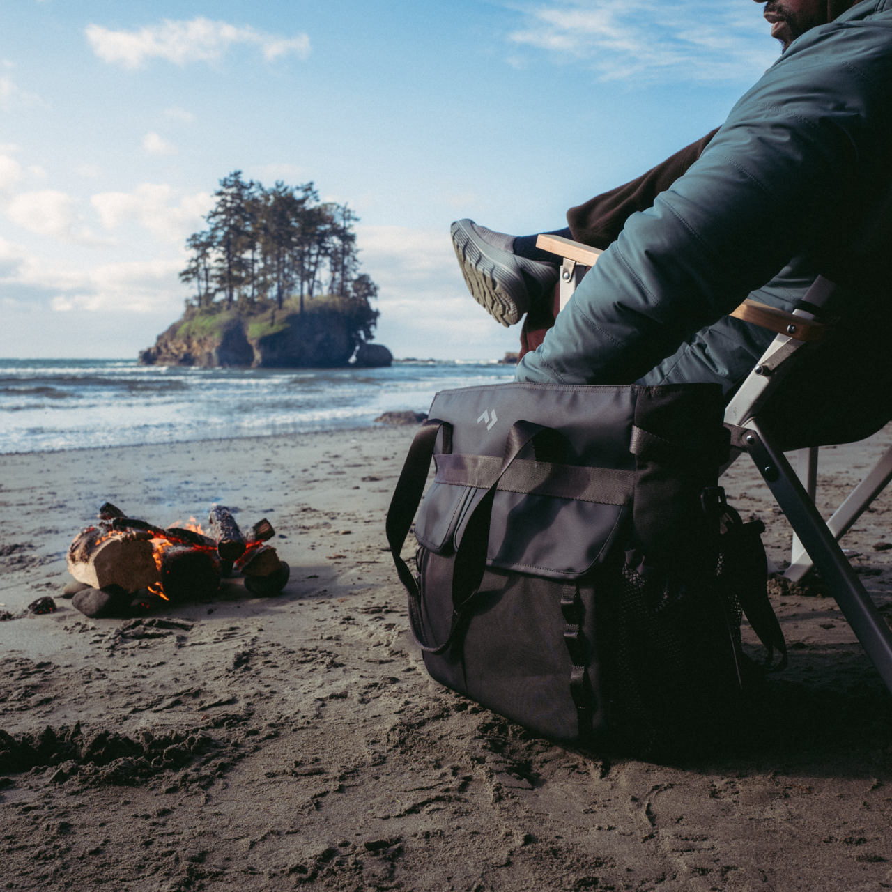 Dometic Unrestricted Tote XL Beach Use