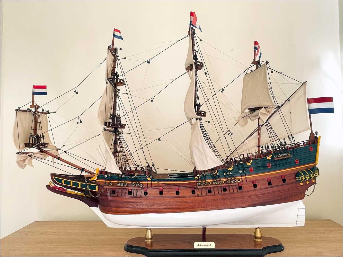 Batavia model ship, a ship of the Dutch East India Company (VOC)