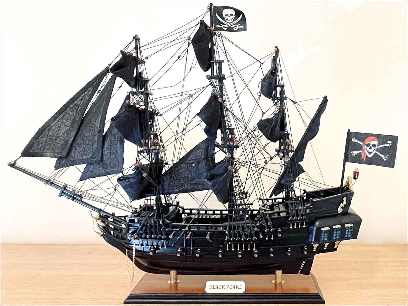Black Pearl model boat