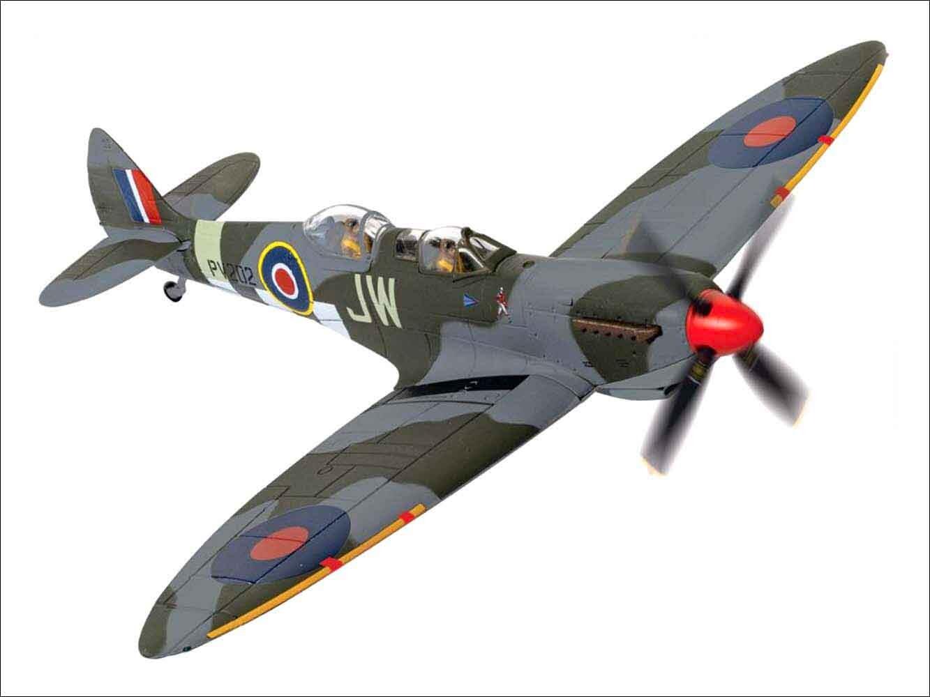 1/72 Supermarine Spitfire T9 desktop model aeroplane