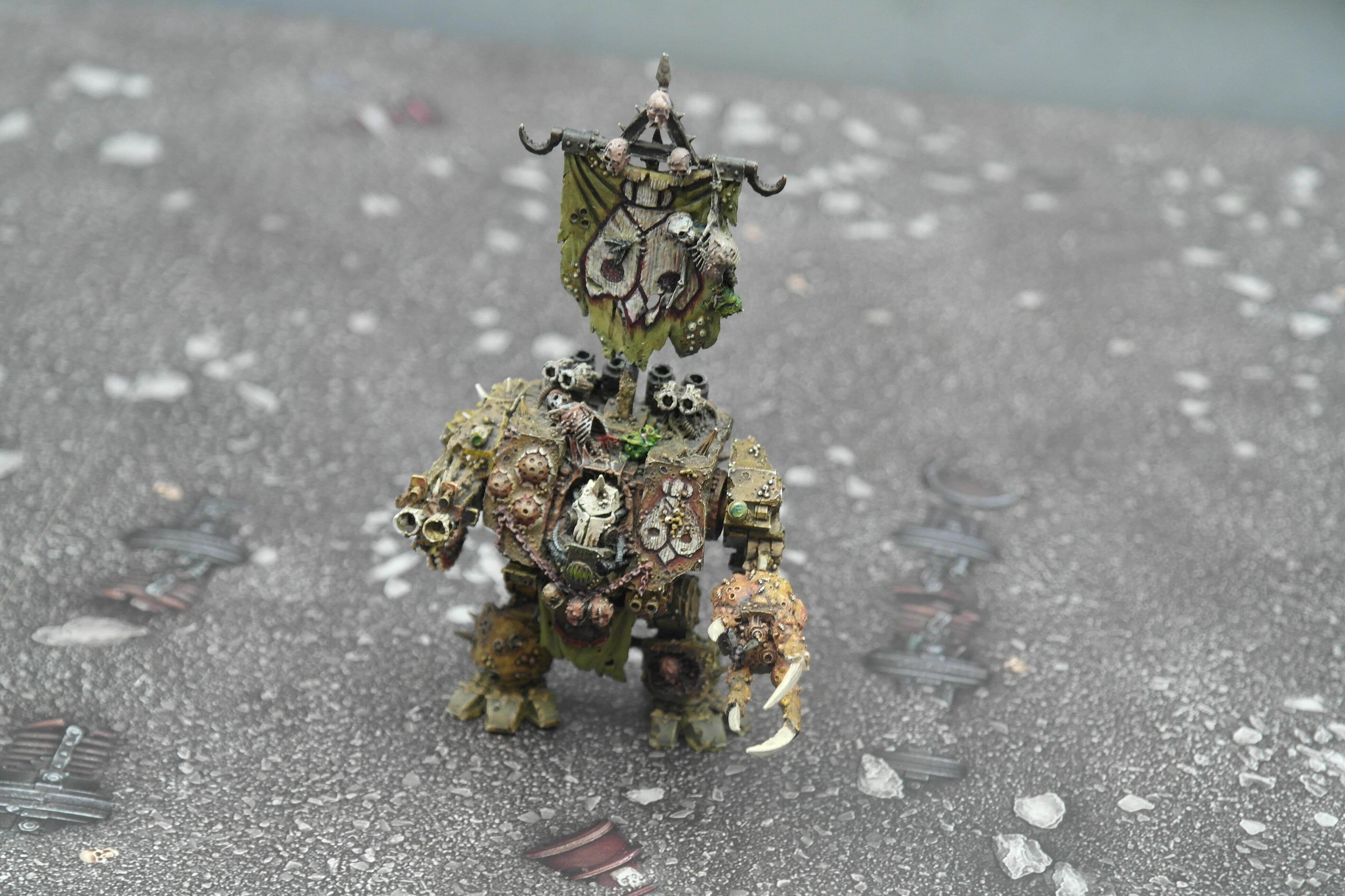 FW Nurgle Dreadnought resin – three-quarter front