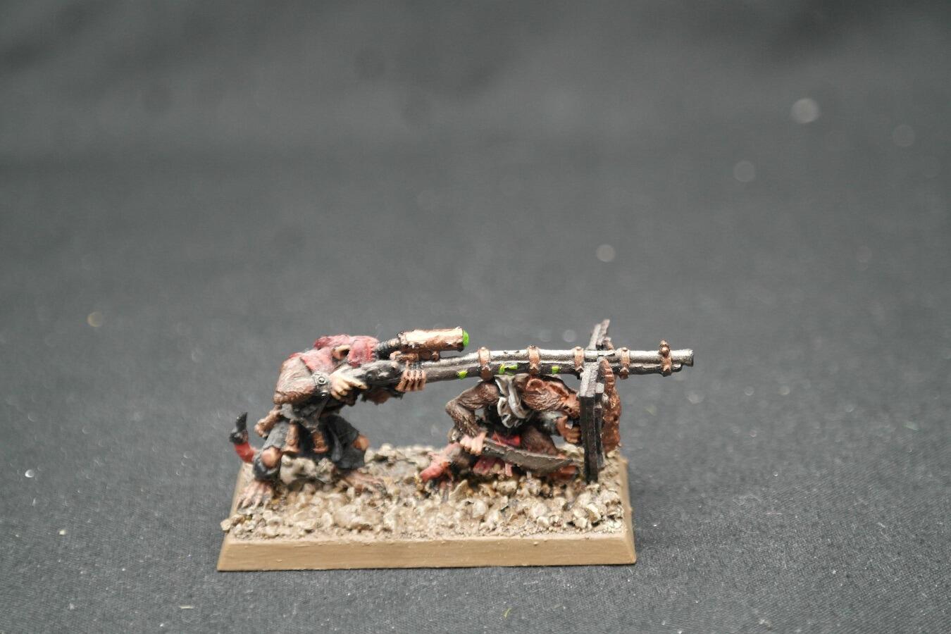 Resin Warplock Jezzails team with pavise – front view