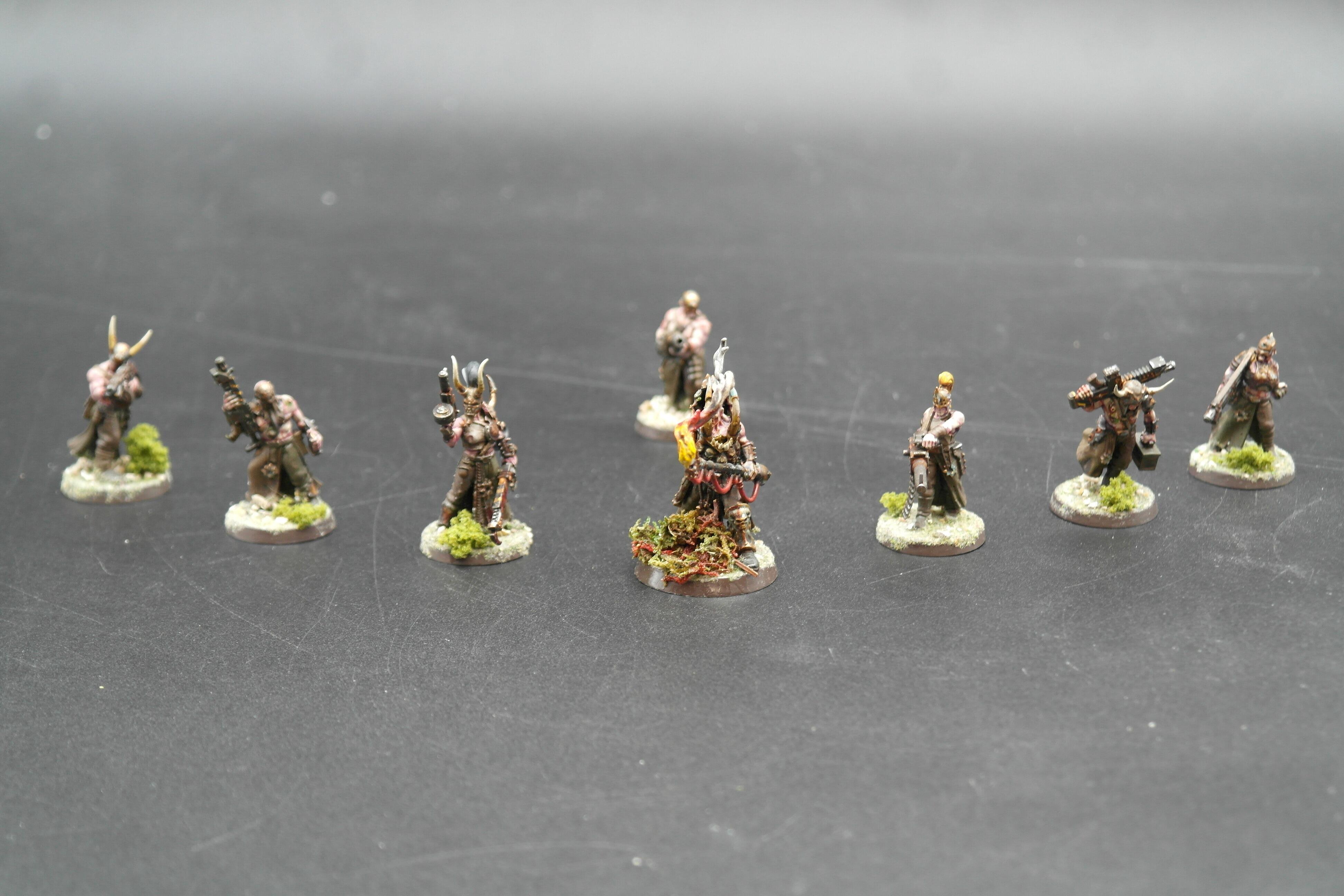 Pre-loved Chaos Cultists of the Abyss Blackstone Fortress Warhammer 40k fully built front view