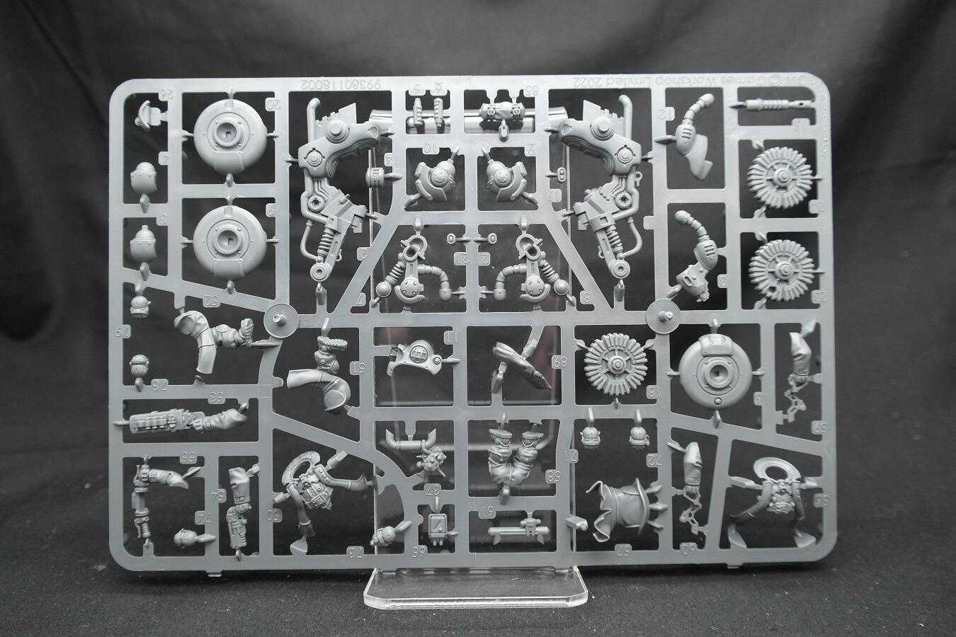 Hernkyn Pioneers on sprue – Last bike