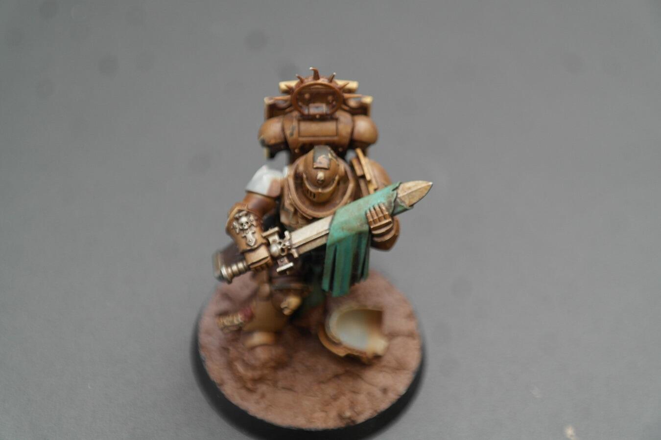 Pre-loved Space Marine Lieutenant storm shield Warhammer 40k fully built kitbashed side angle