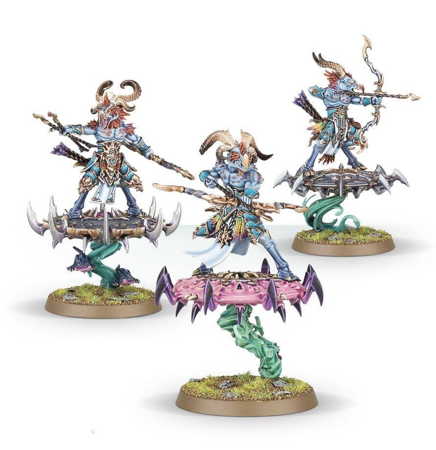 Tzaangor Skyfire miniatures assembled