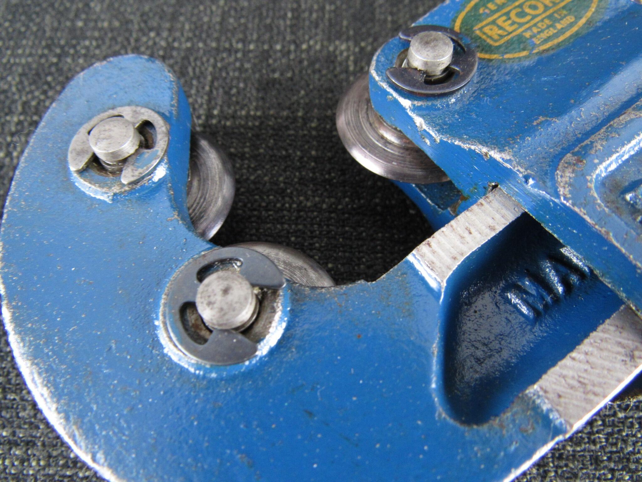 RECORD 101 Pipe Cutter