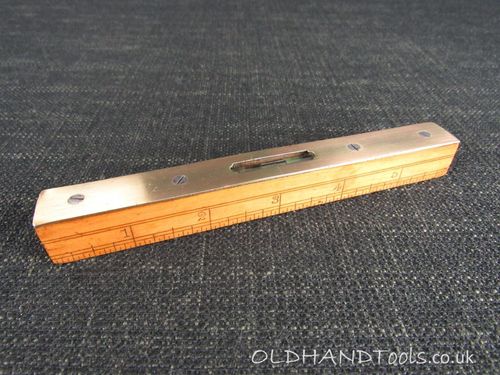 6 inch Boxwood Spirit Level with Graduated Stock