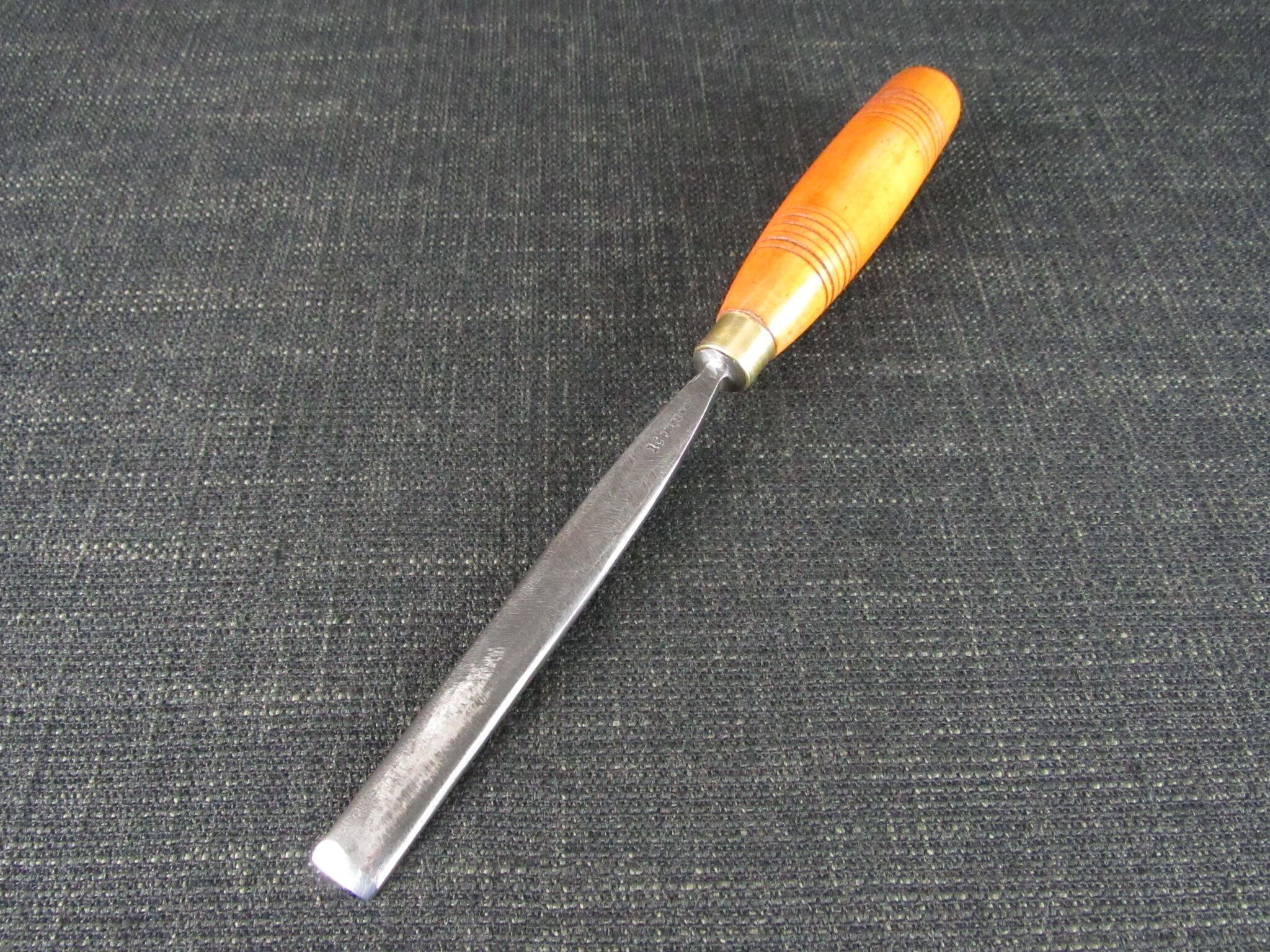 JB ADDIS 1/2 inch No 5 Carving Gouge