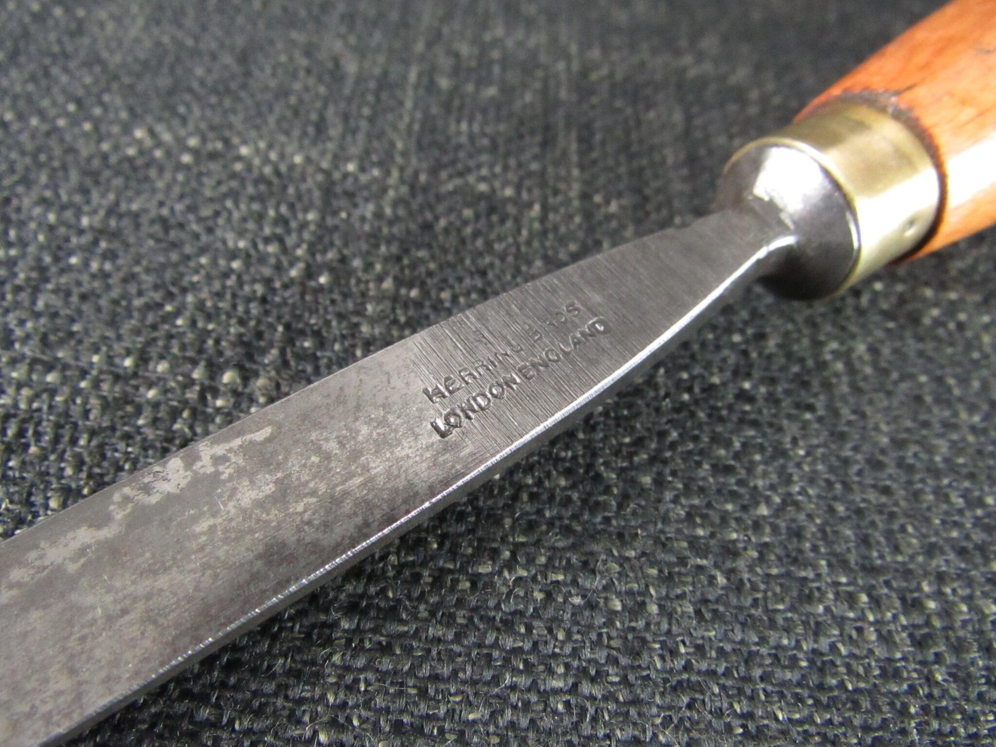HERRING 1/2 inch No 1 Carving Chisel