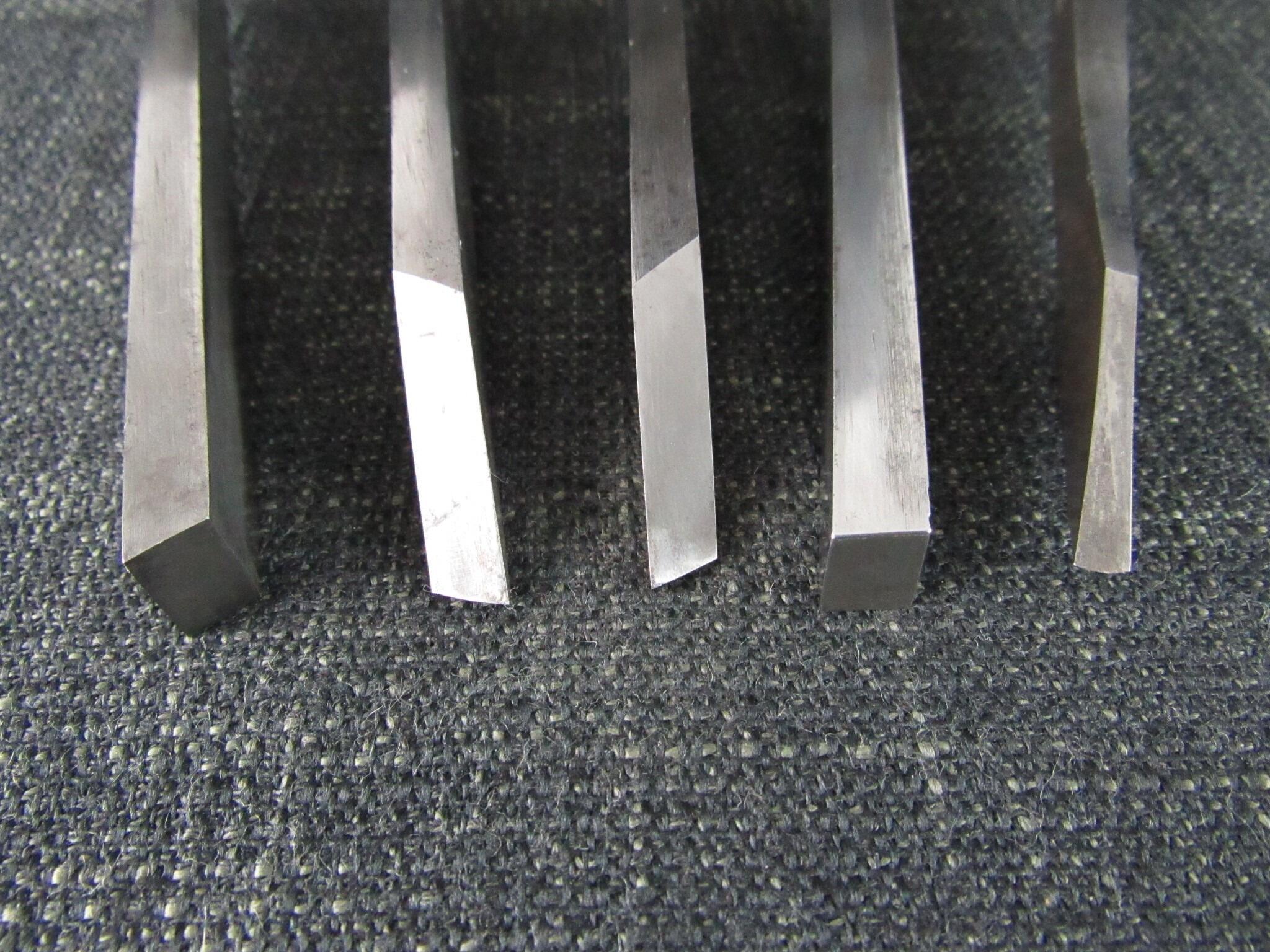 Set of 5 Small Turning Tools marked 372