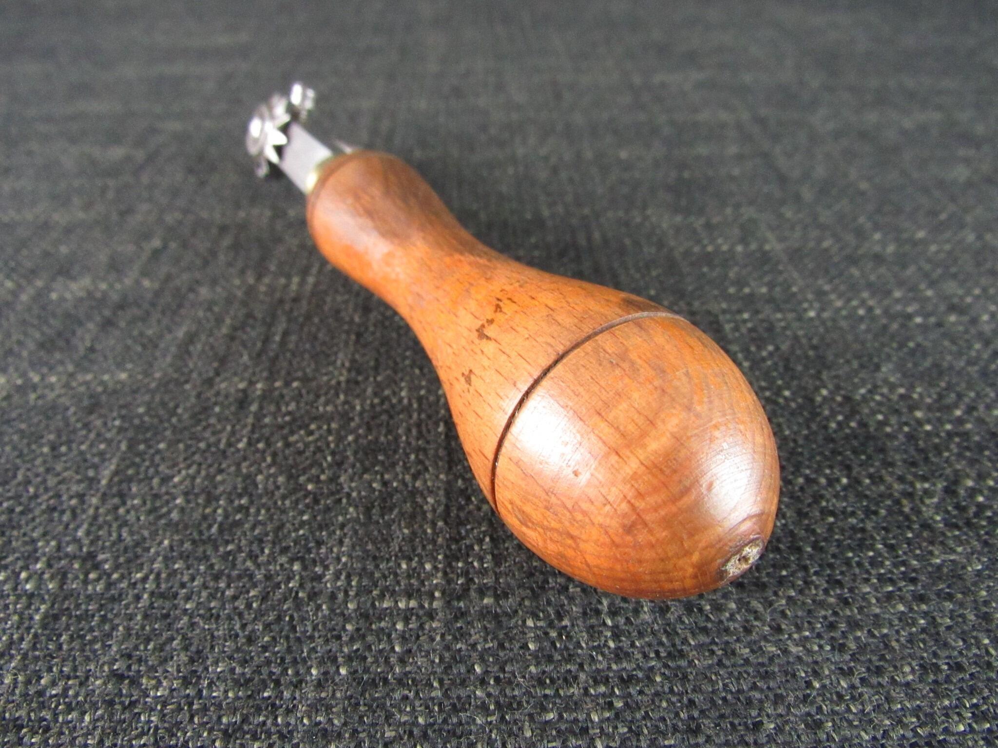 J OXLEY Shoe Makers Peg Wheel