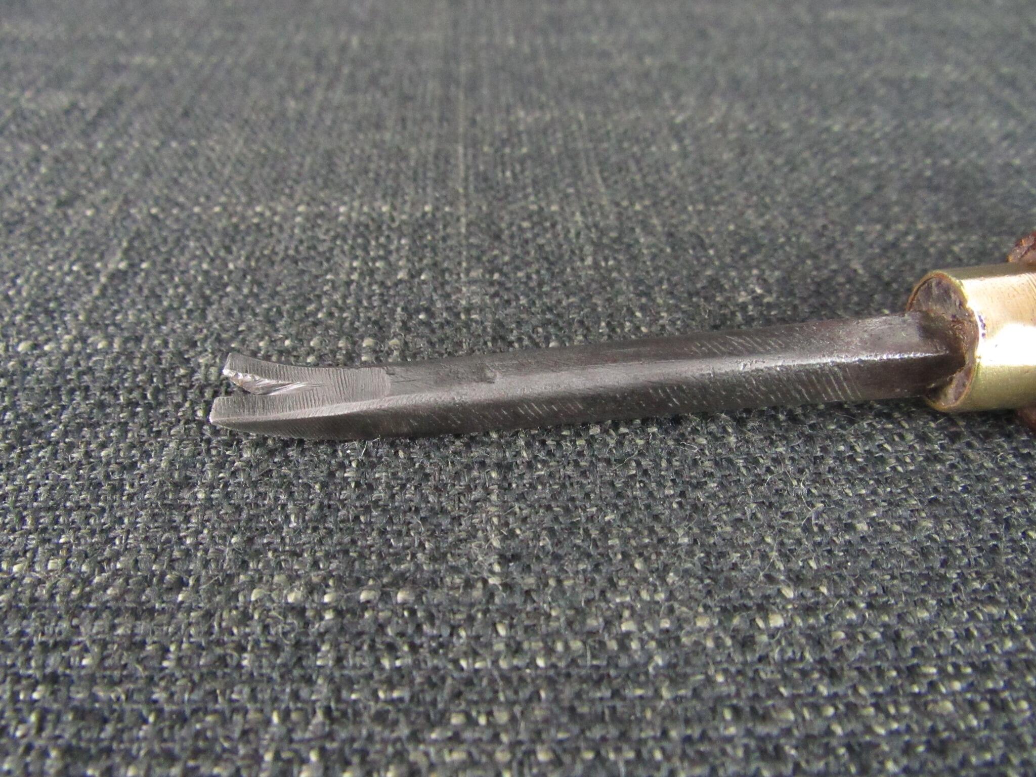 Nail Claw Tack Lifter