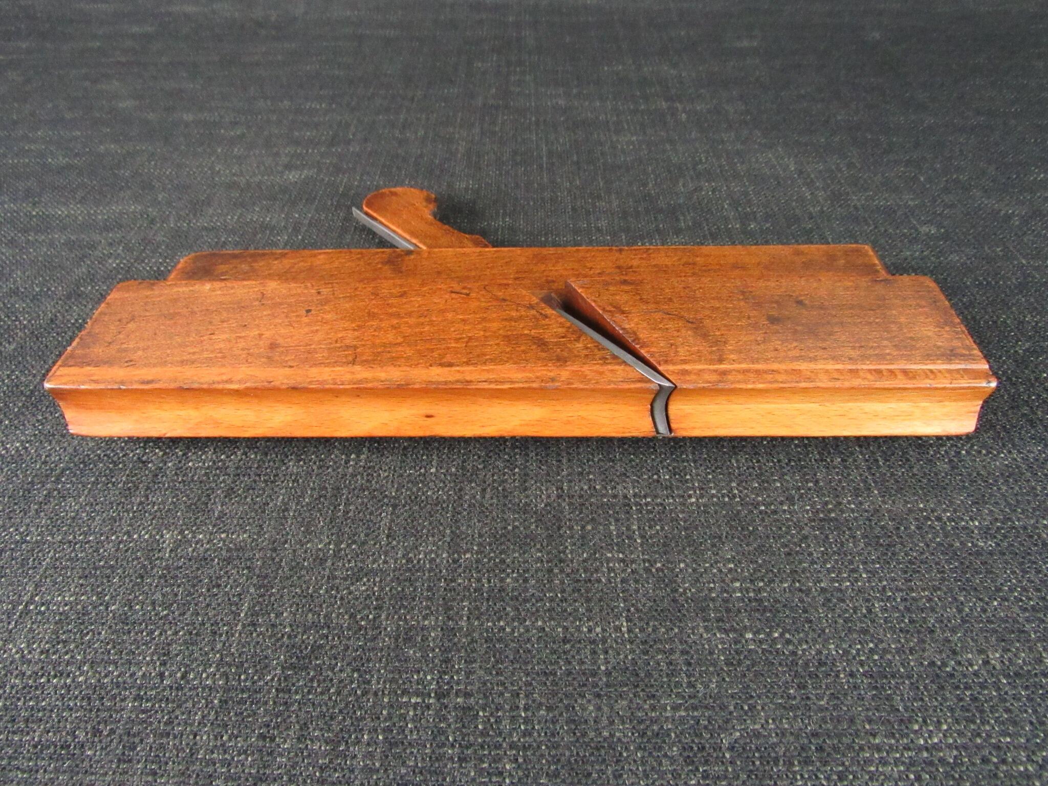 GLAISBY & DIBB Moulding Plane - No.10 Hollow