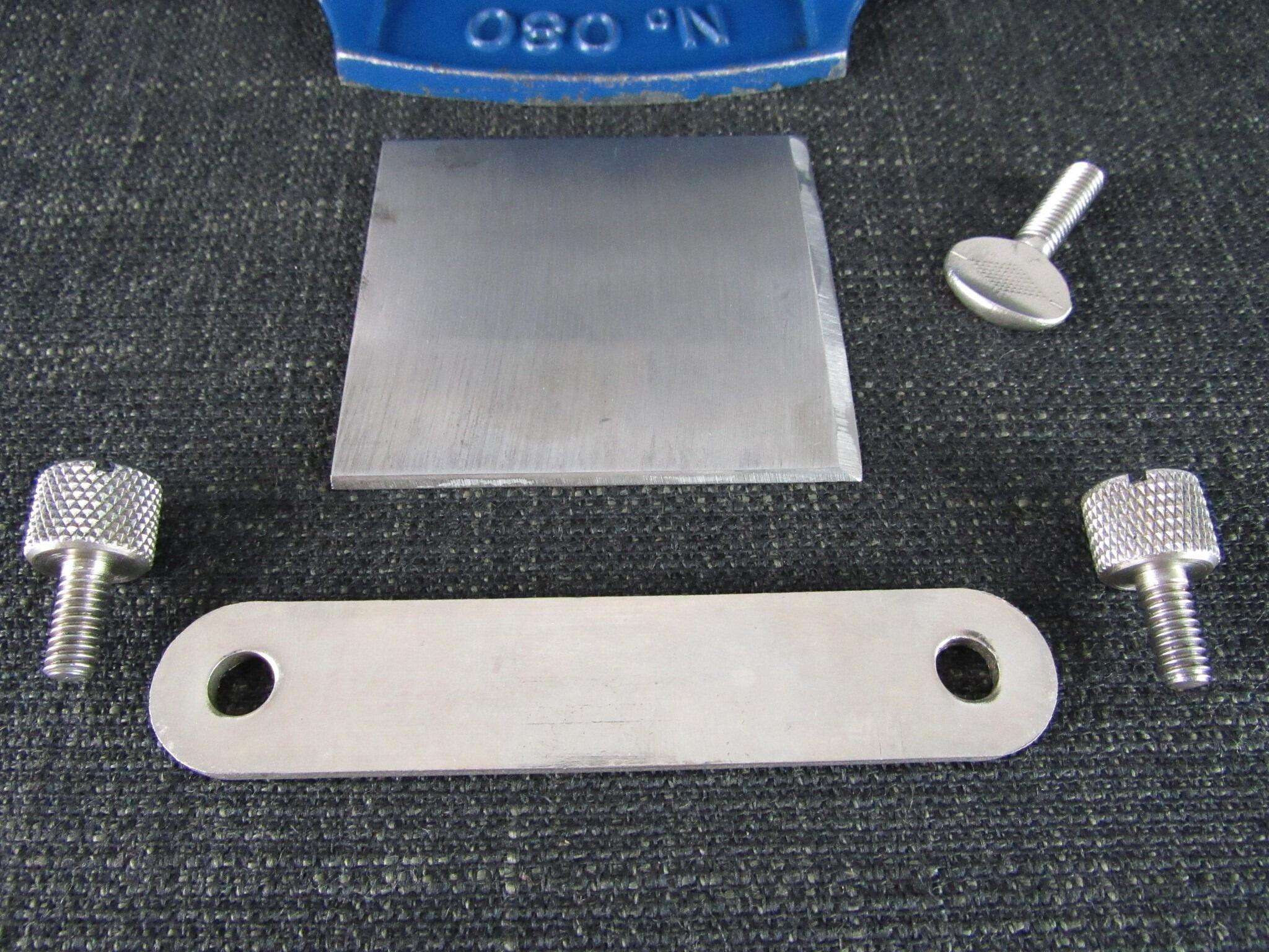 RECORD 080 Cabinet Scraper