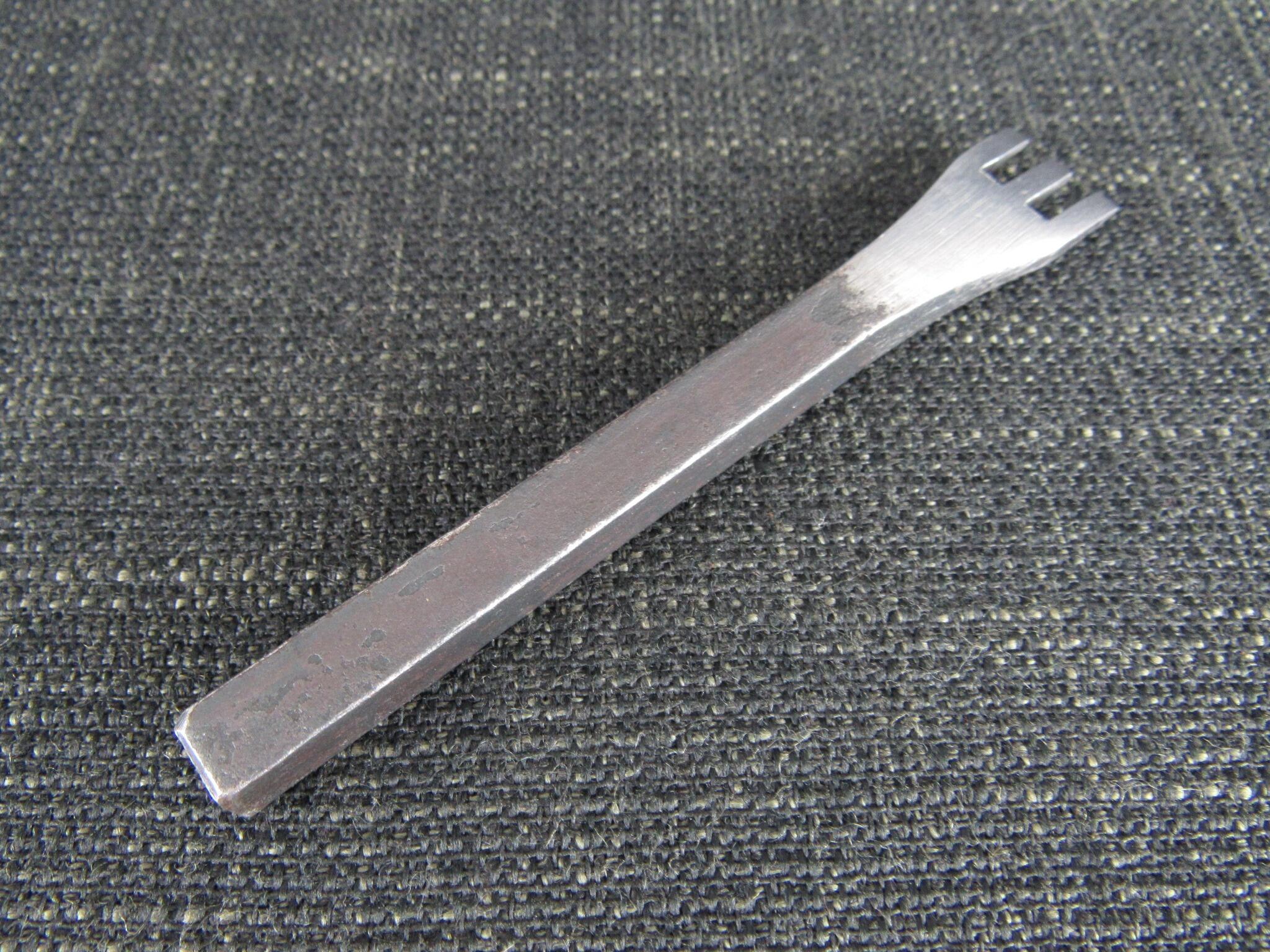 MARPLES Pricking Iron Punch
