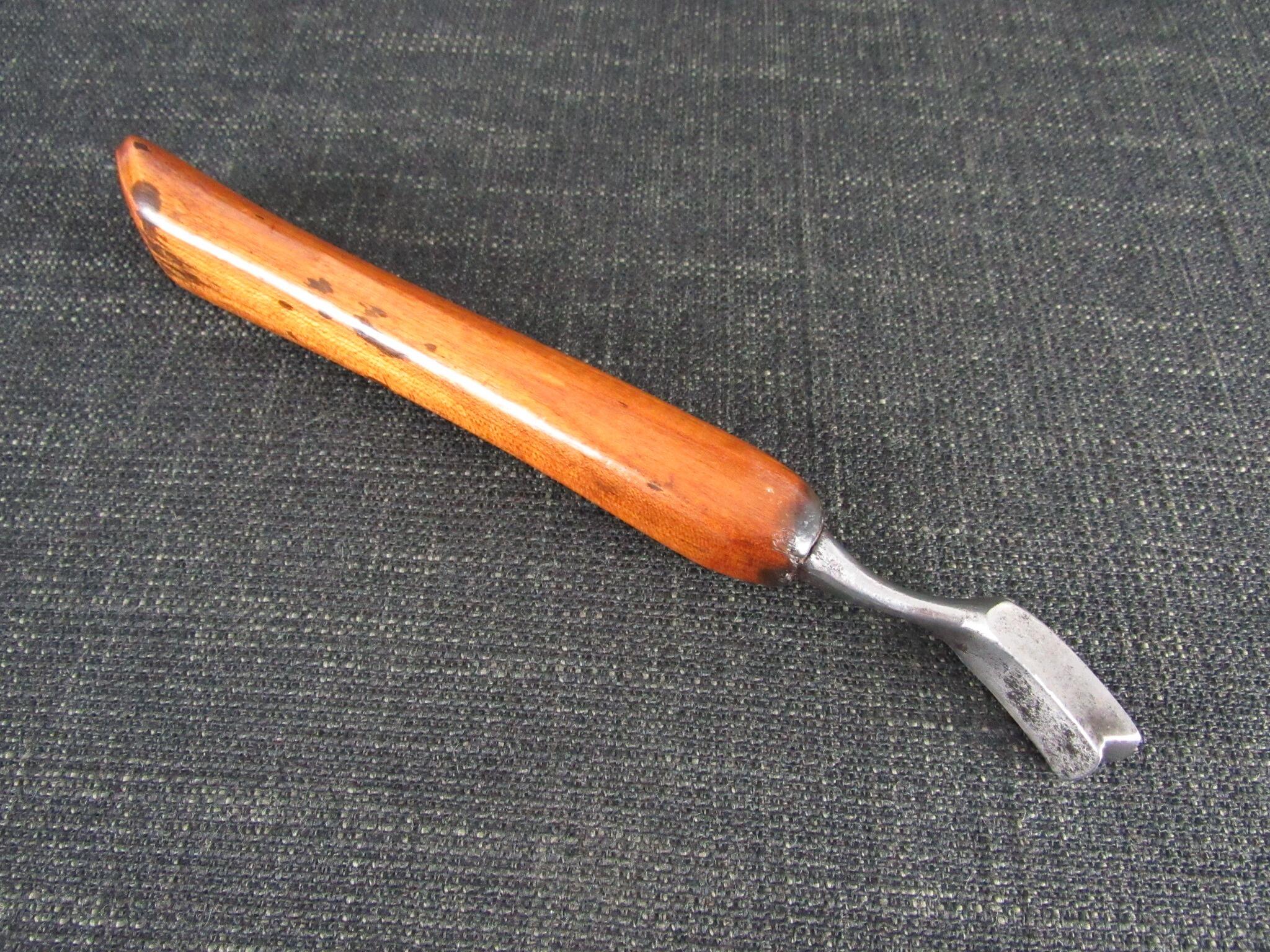 Shoe Makers Edge Iron by MOYNS