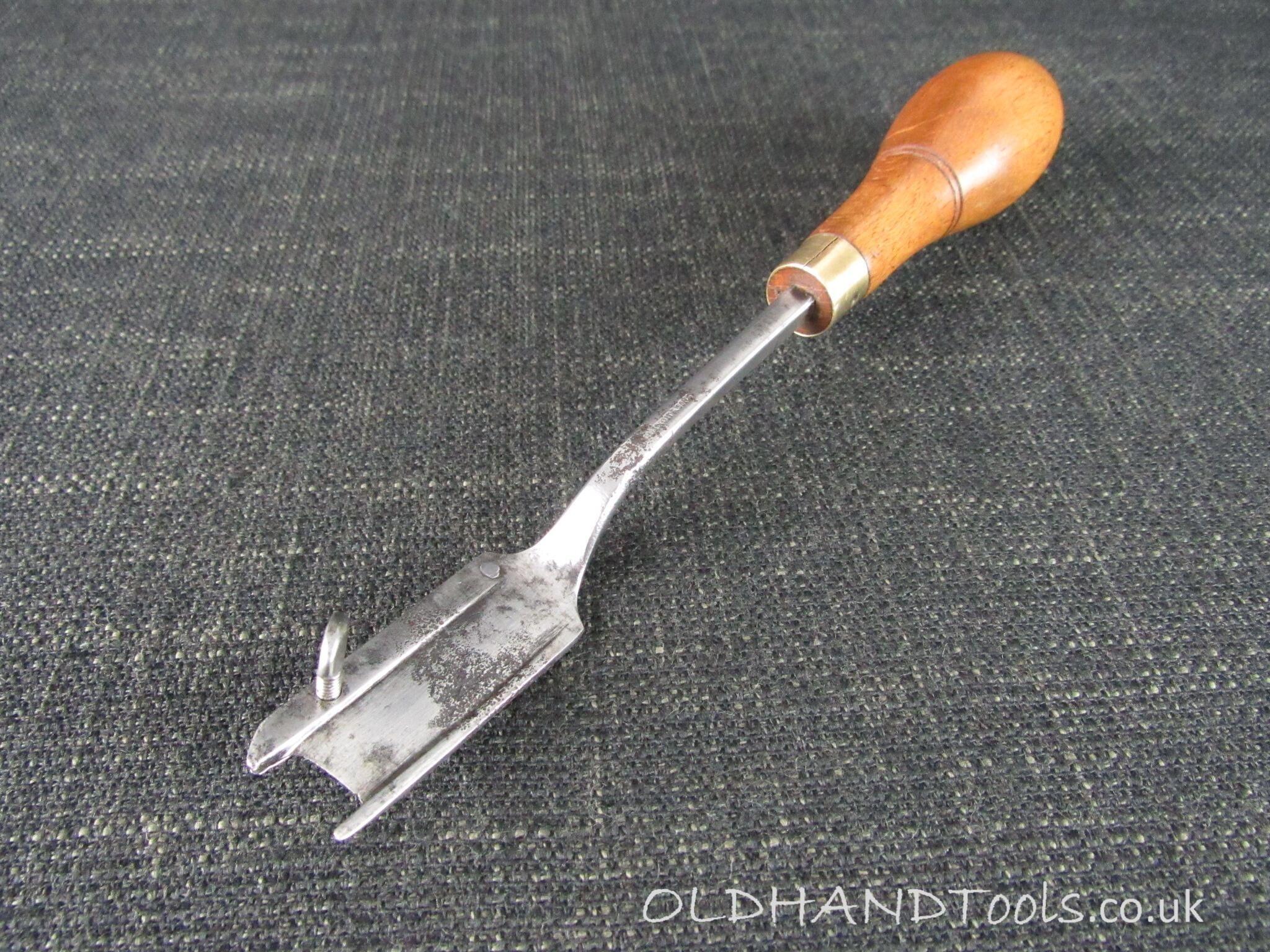DIXON Screw Skirt Shave
