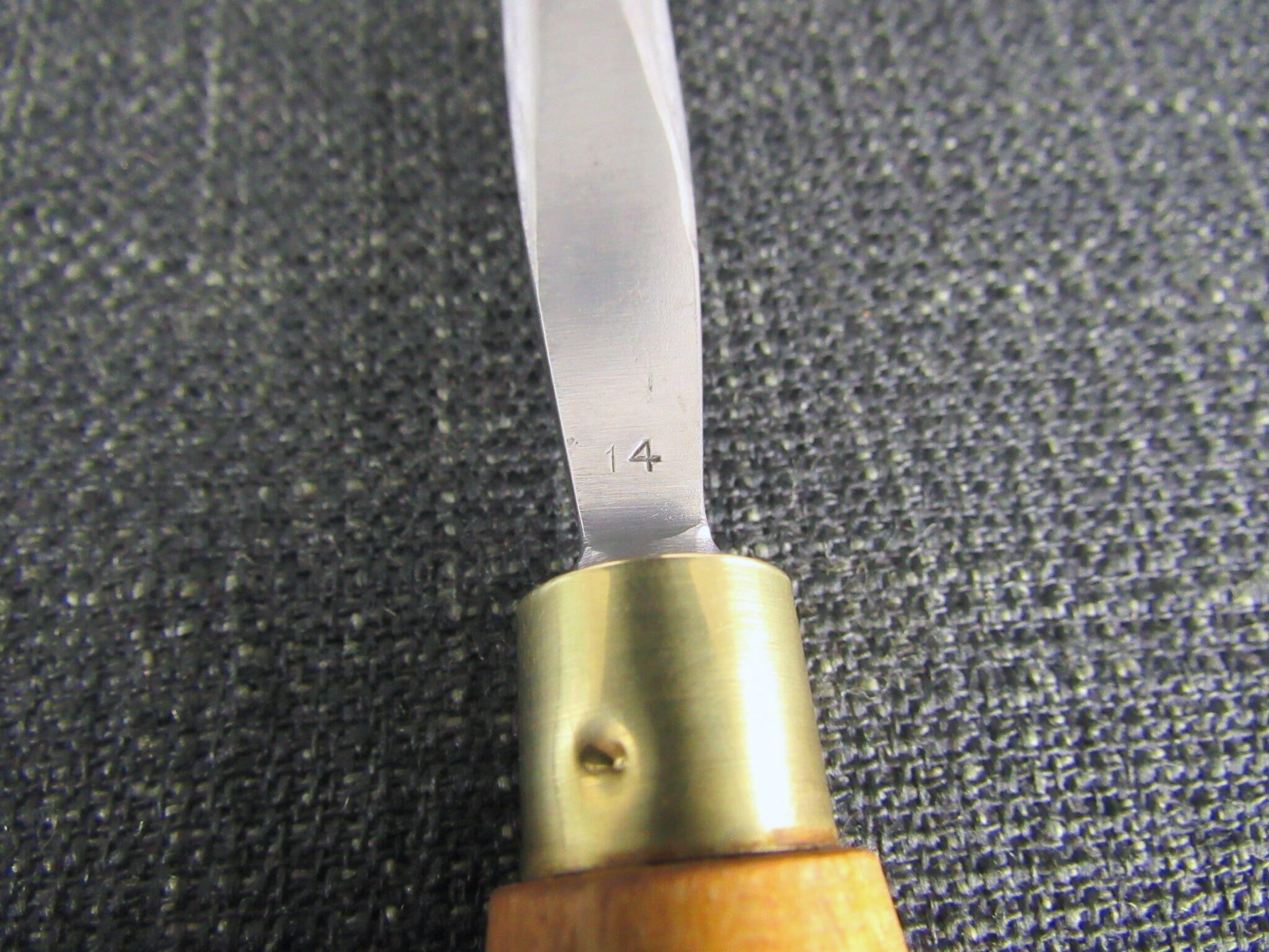 3/8 inch ASHLEY ILES No 14 Curved Carving Gouge - Unused ?