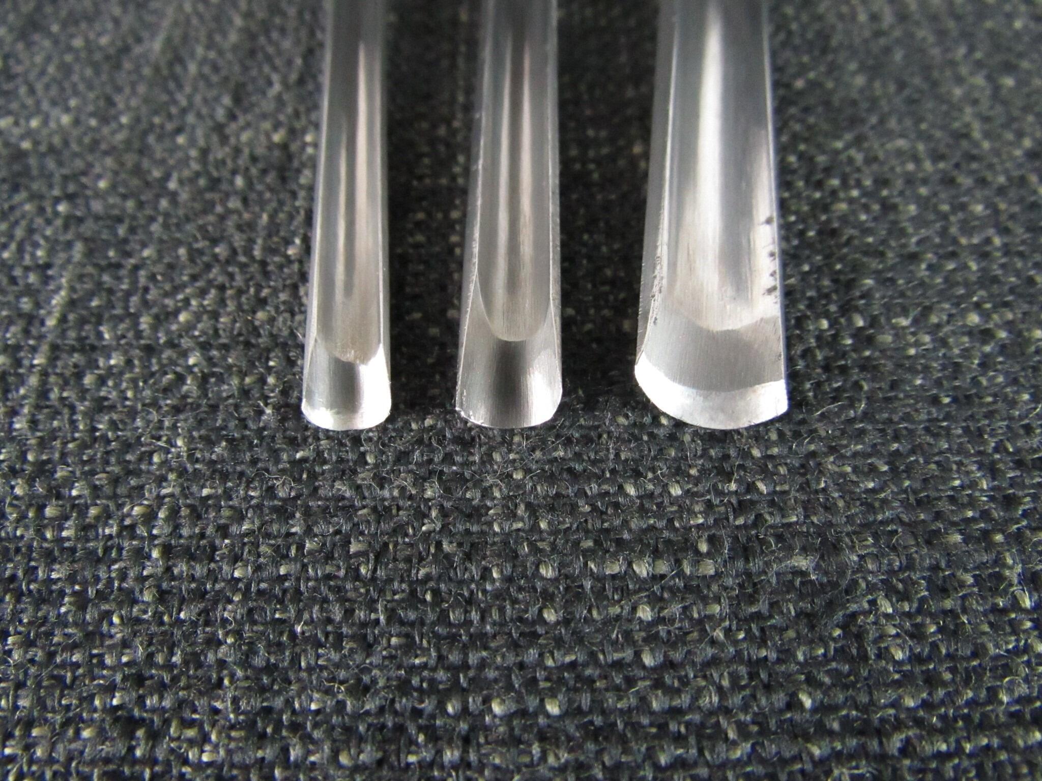 3 ASHLEY ILES Paring Gouges