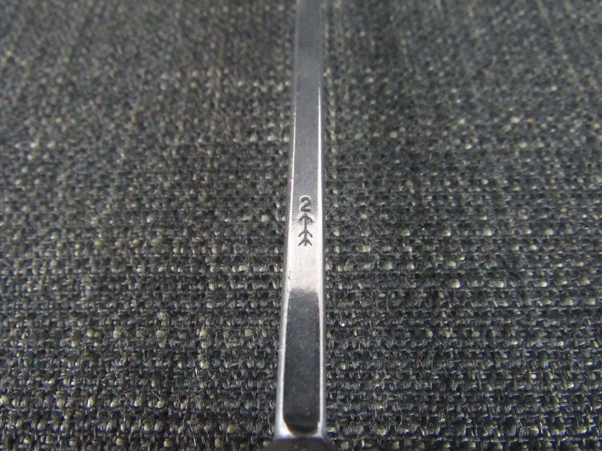 PFEIL Series 2a Spoon Bent Carving Gouge - 1mm