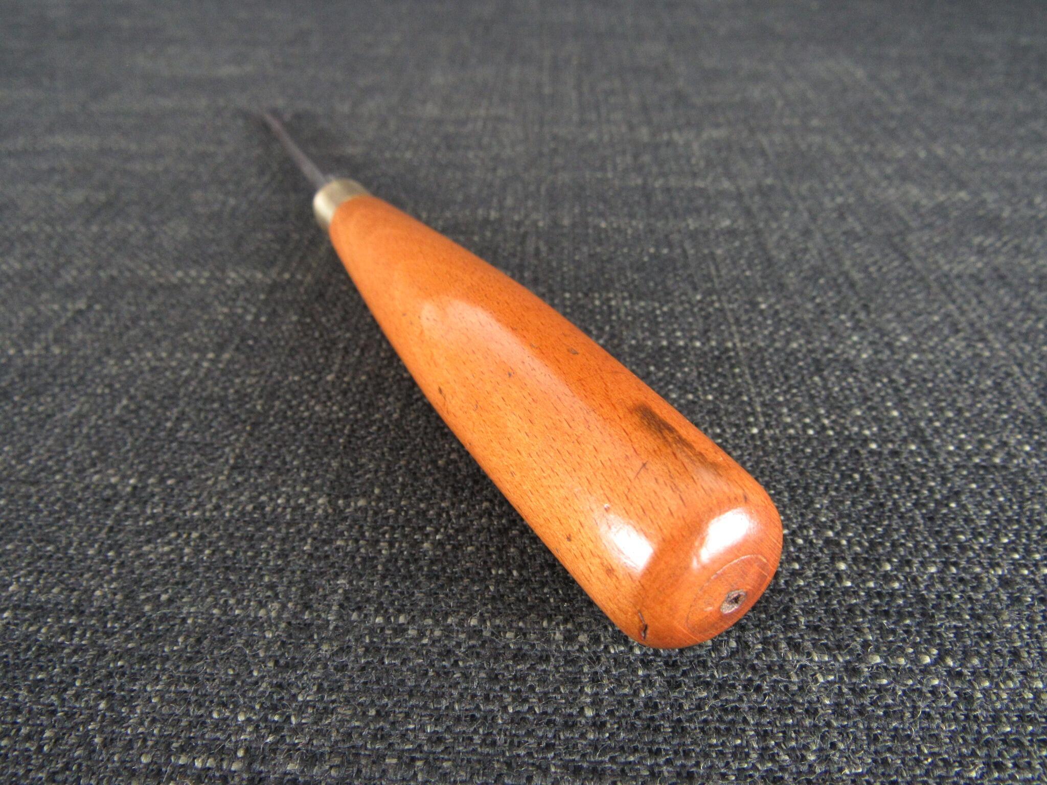 MARPLES V Carving Tool - 1/4 inch No 39 Sweep