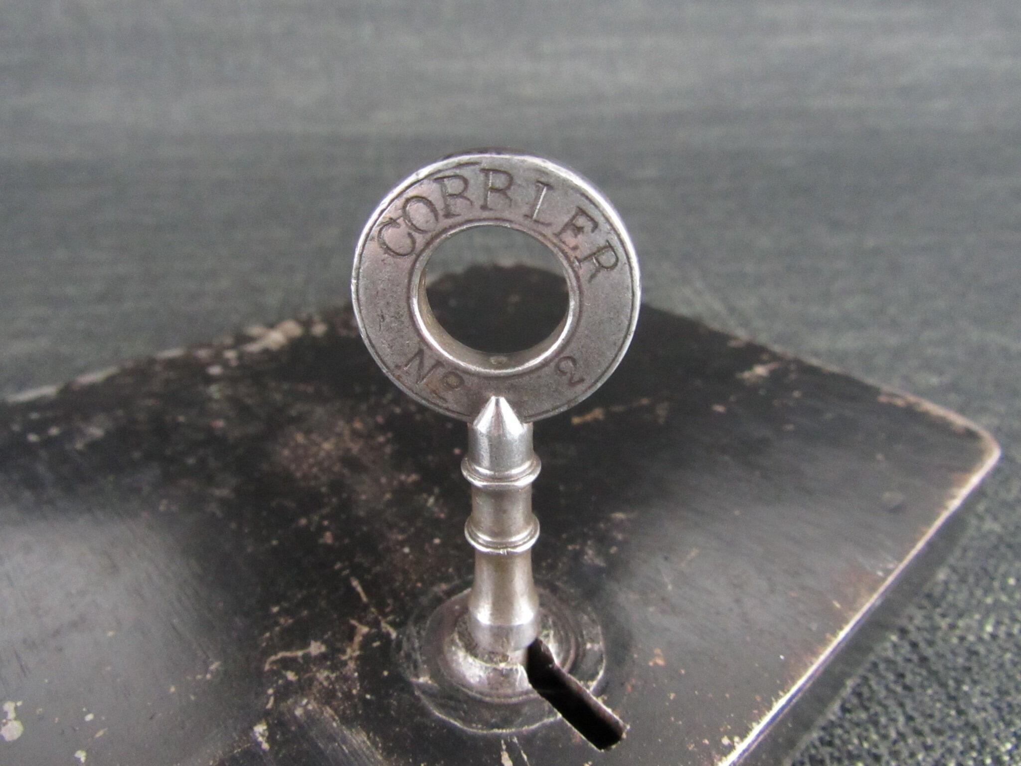 GIBBONS Door Lock with Hooked Bolt