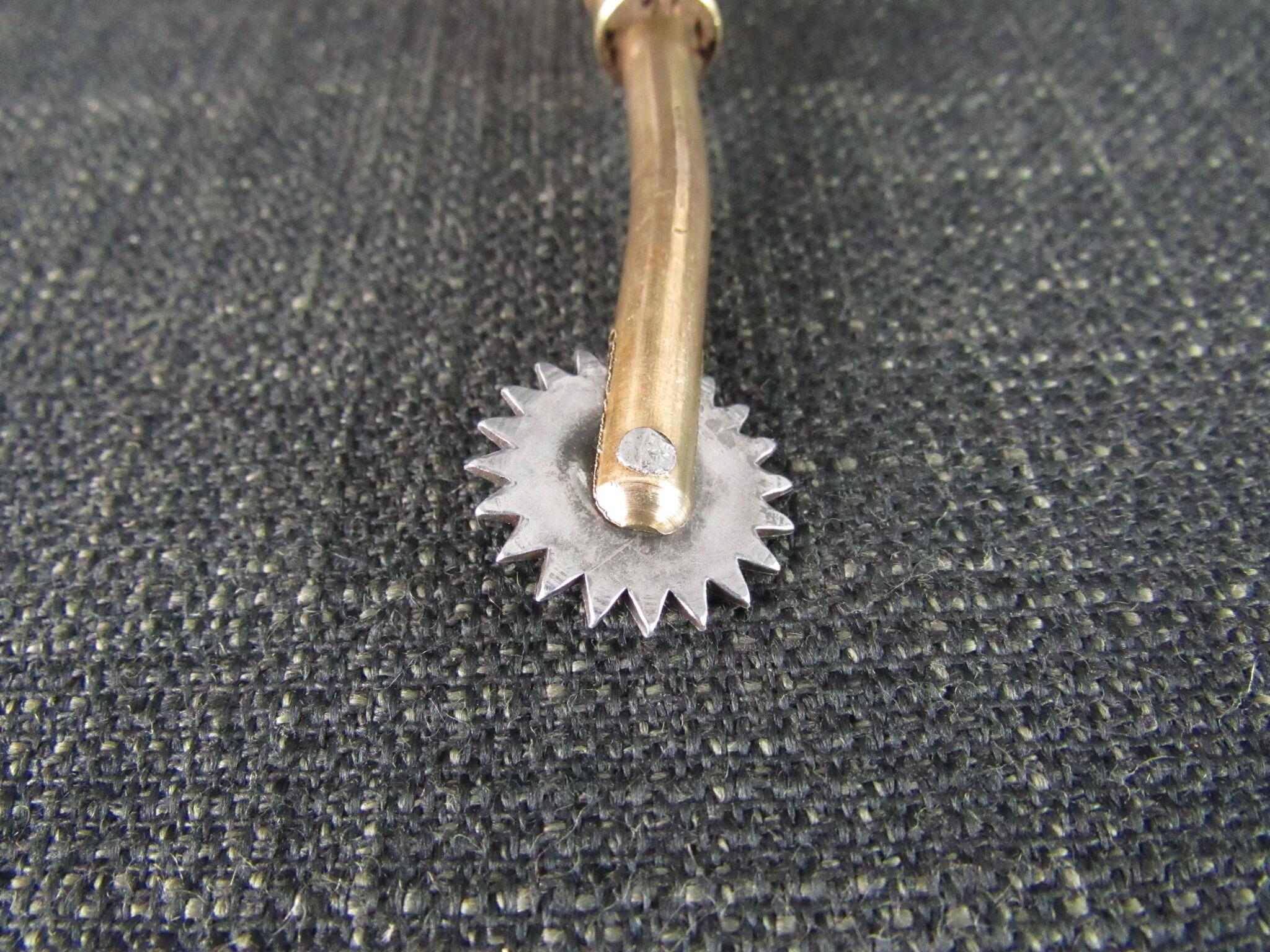 Leather Pricking Wheel or Wheel Pricker