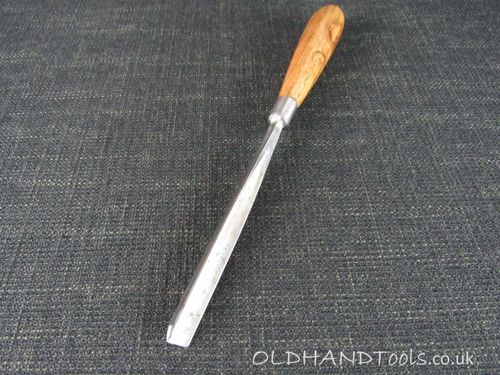 JB ADDIS 3/8 inch No 39 V Carving Tool