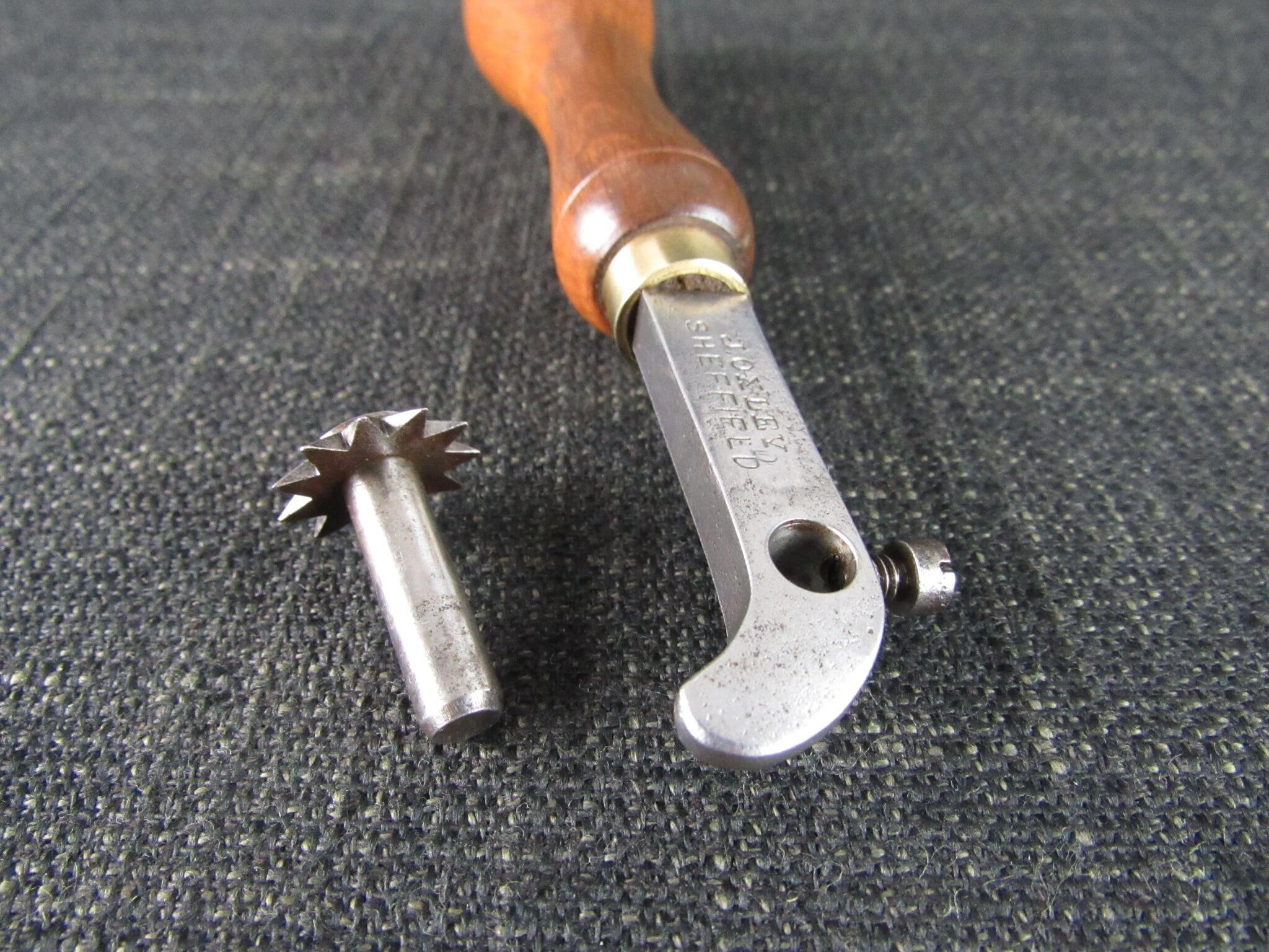 J OXLEY Shoe Makers Peg Wheel