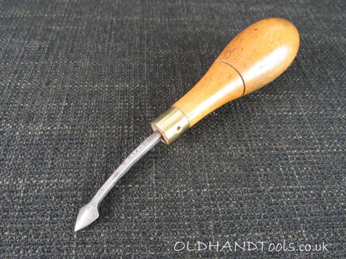T SMITH Crease Iron