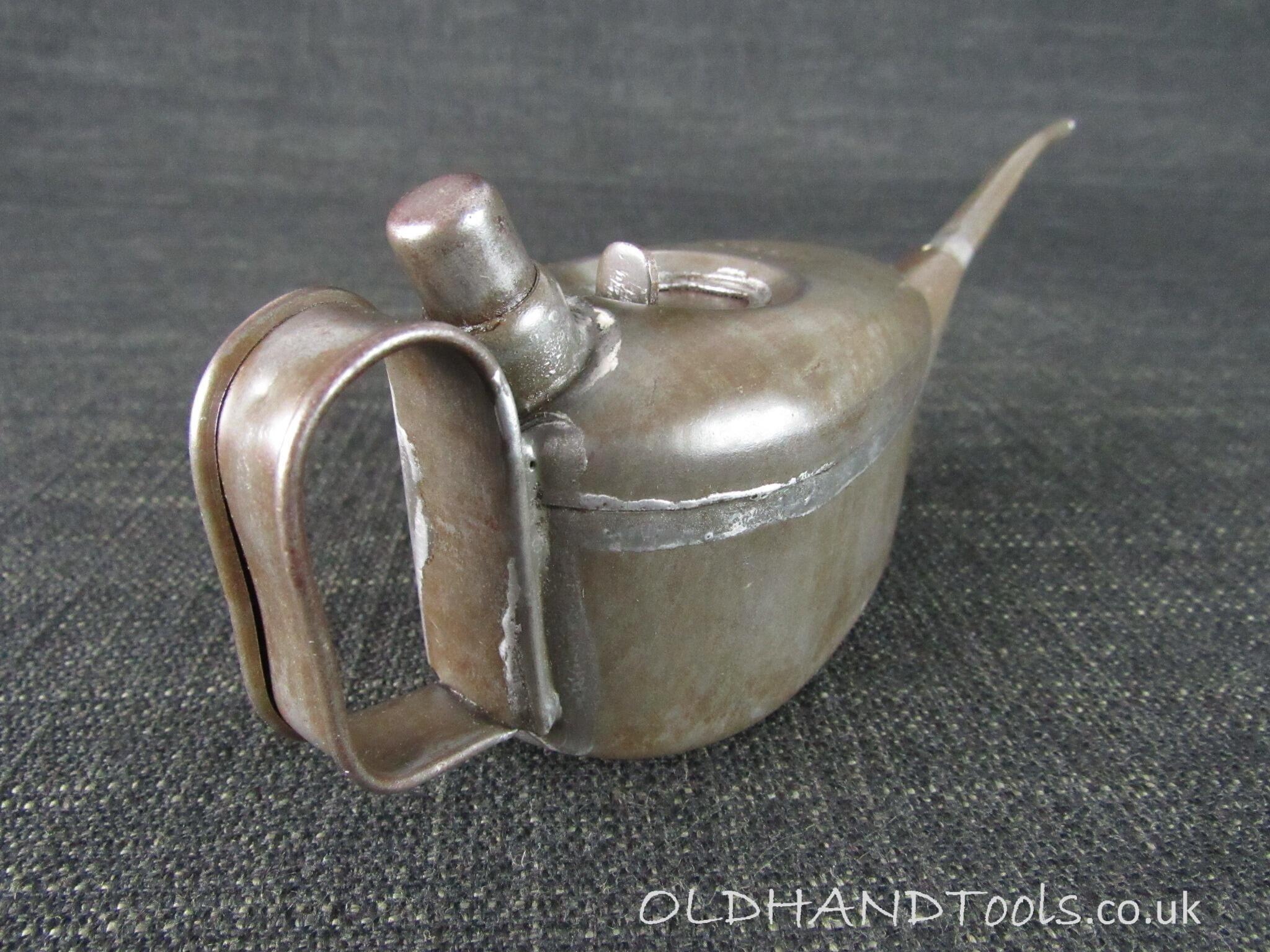 1/3 Pint VEENA Oil Can