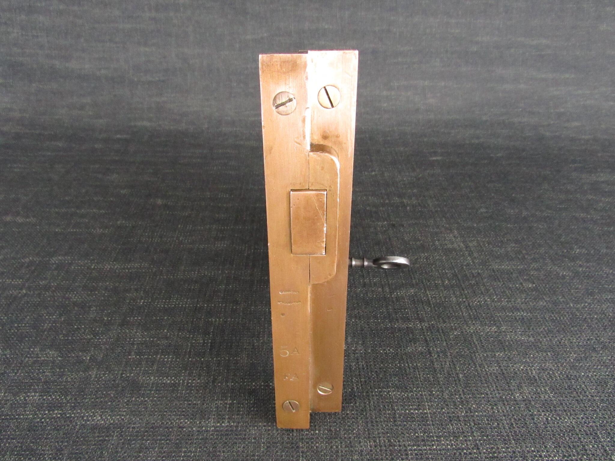 GIBBONS Door Lock with Hooked Bolt