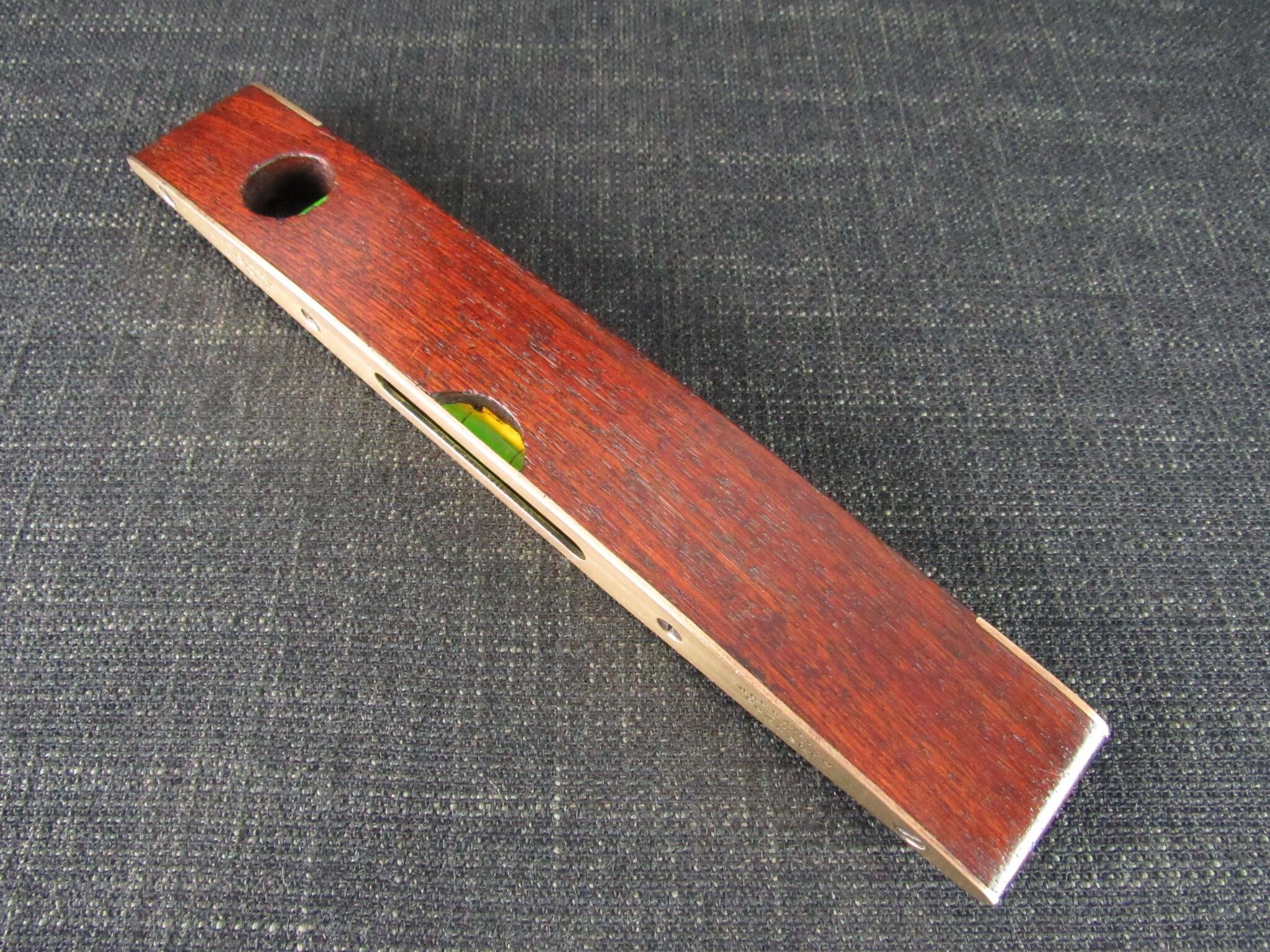 9 inch PRESTON Spirit Level
