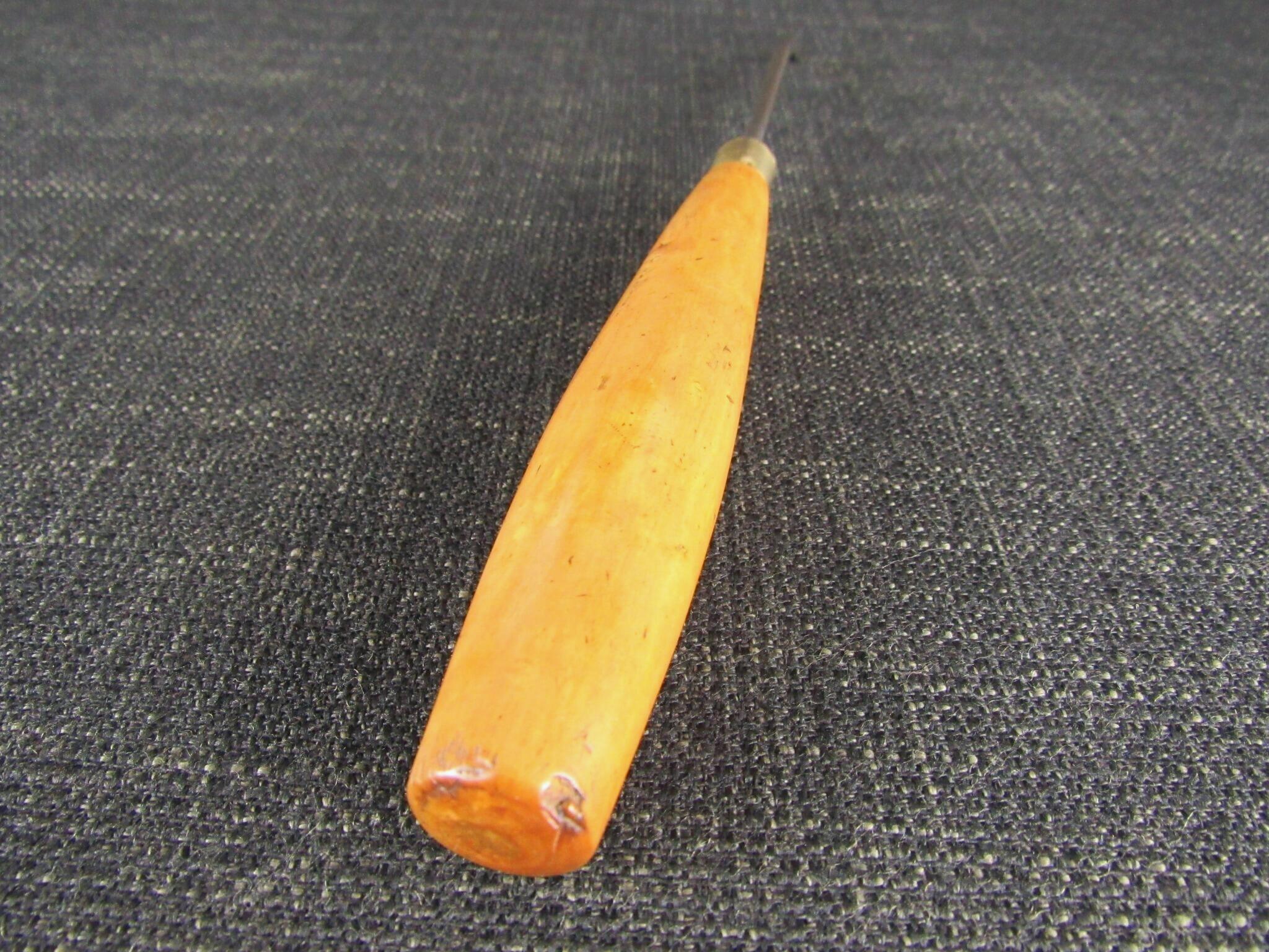 SJ ADDIS No.21 Carving Spoon Chisel - 1/4 inch