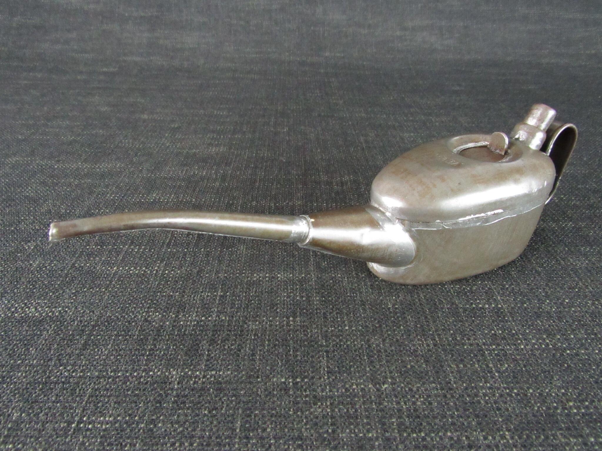 1/3 Pint VEENA Oil Can