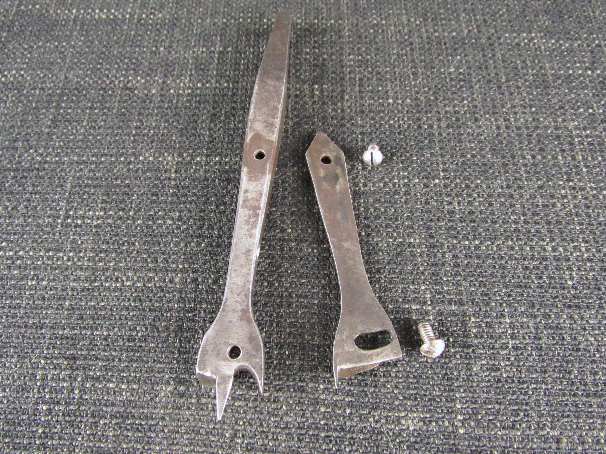 Andersons Patent Expanding Brace Centre Bit by S SMITH & SONS