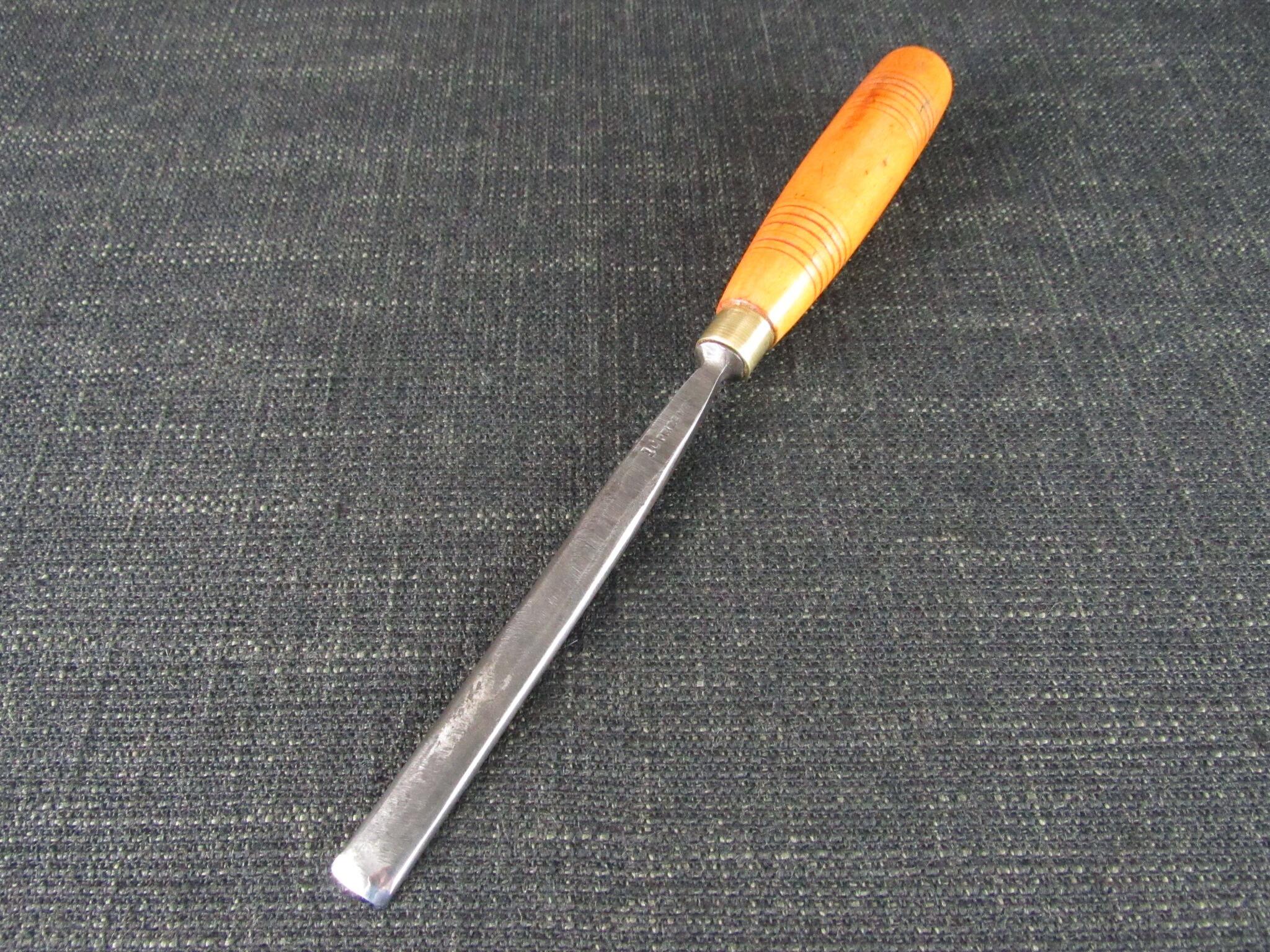 JB ADDIS 7/16 inch No 5 Carving Gouge