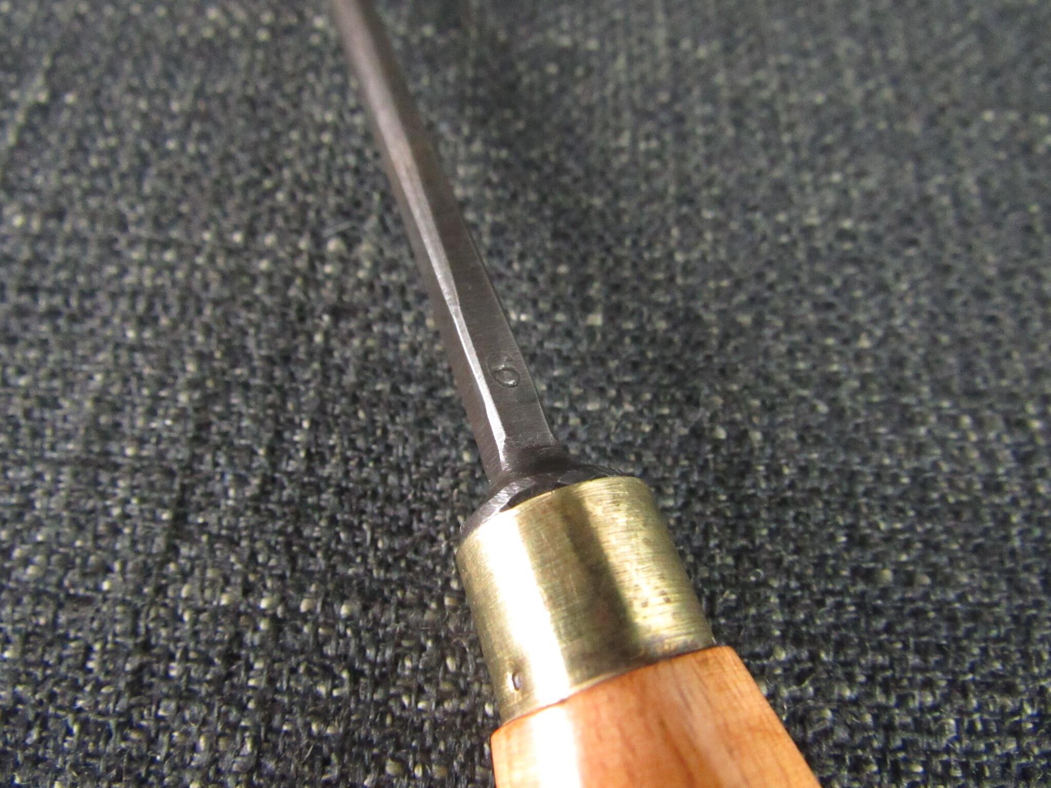 HERRING 1/8 inch No 6 Carving Gouge