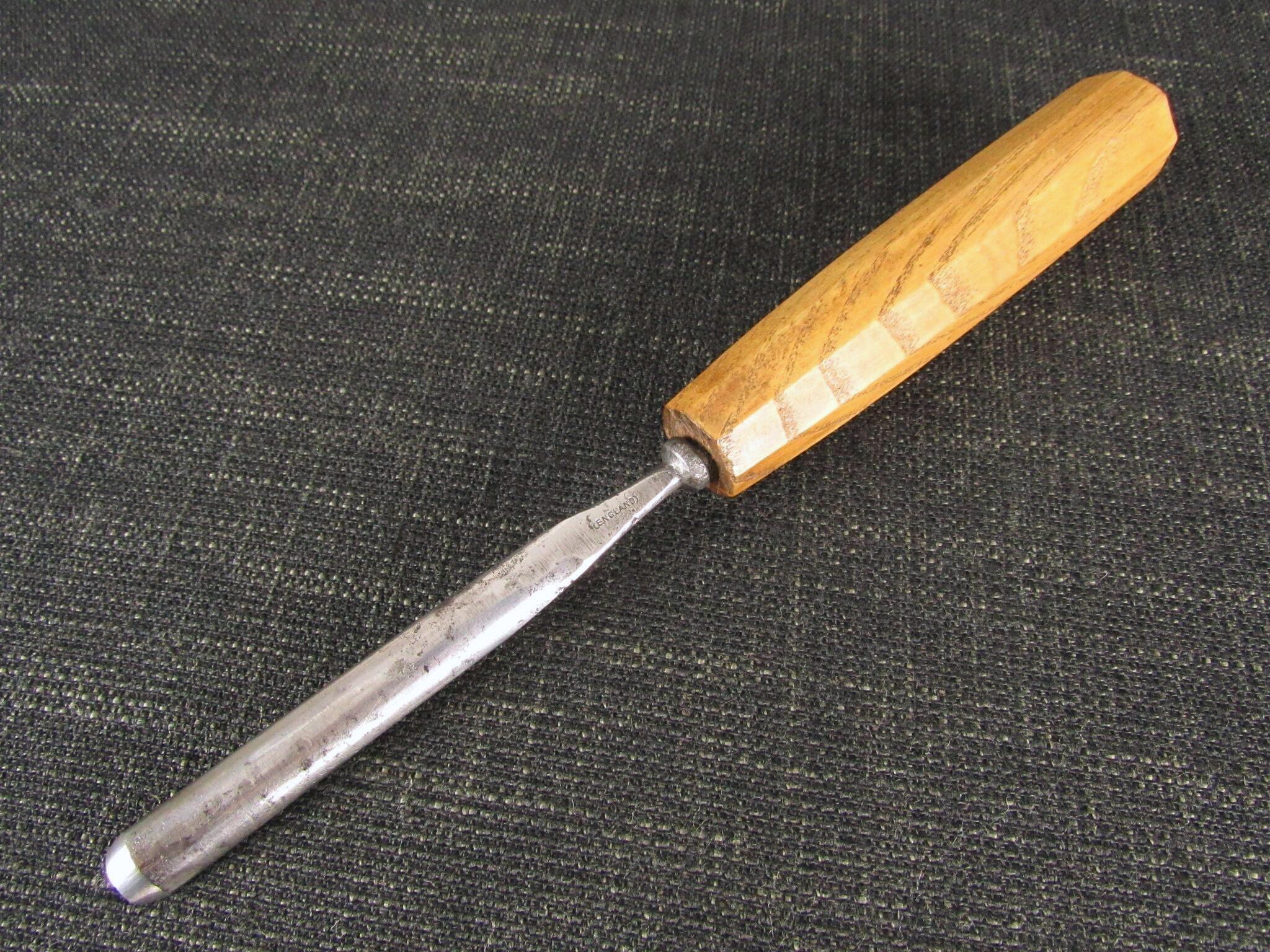 HENRY TAYLOR No 8 Straight Carving Gouge - 7/16 inch
