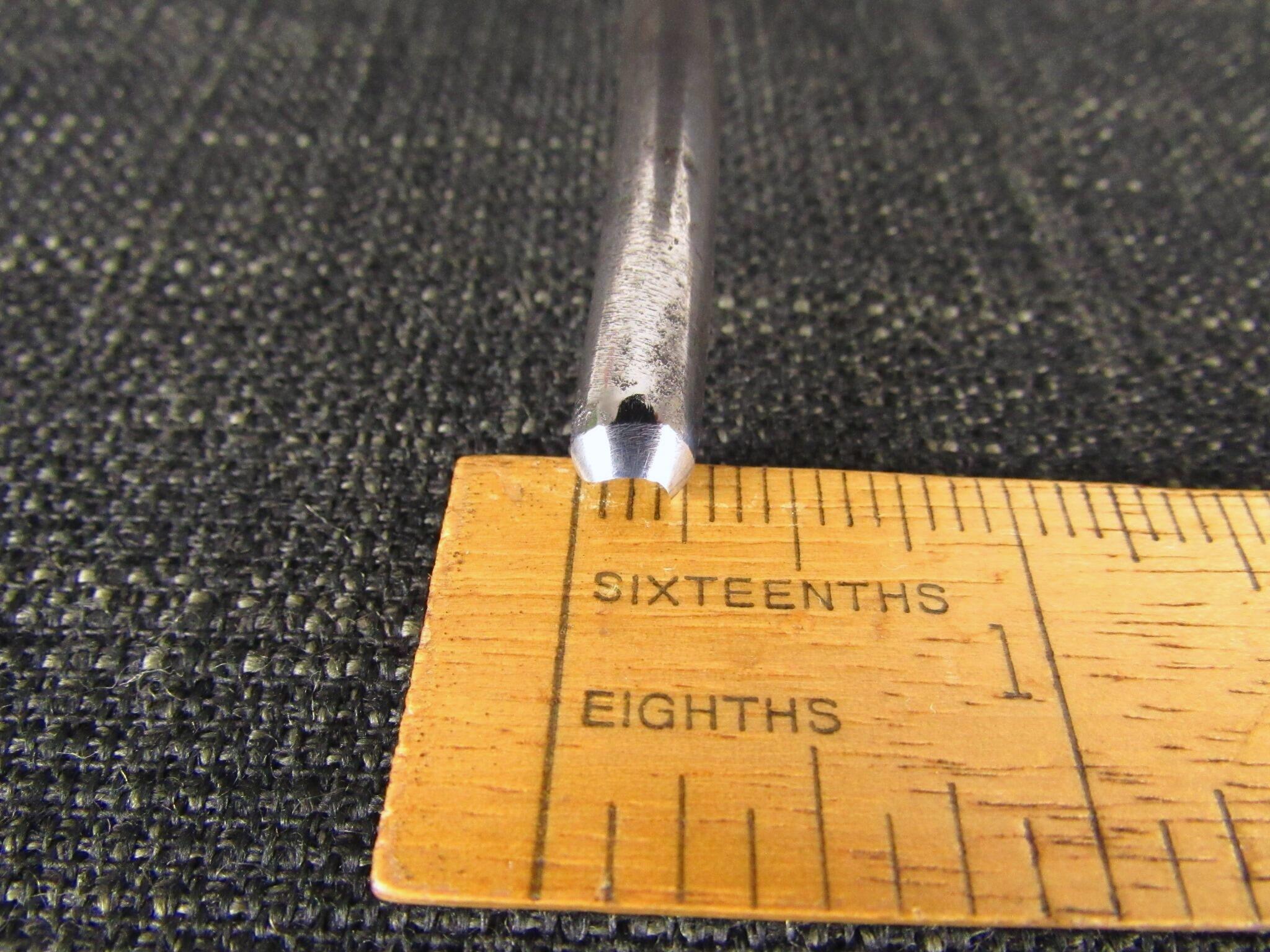 HENRY TAYLOR Deep Curved Carving Gouge - No.19 sweep