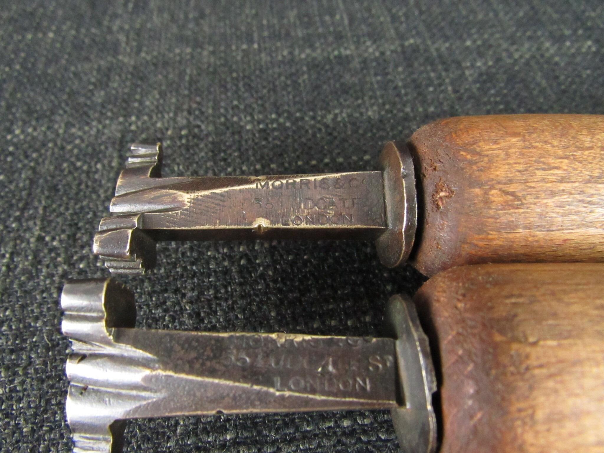 MORRIS & CO Bookbinders Corner Tools