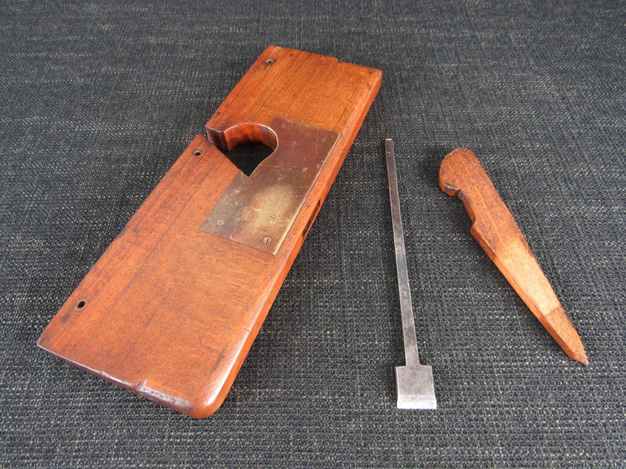 Unusual William SHORT Rebate Plane