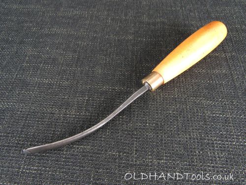 JB ADDIS No 17 Curved Carving Gouge - 5/16 inch