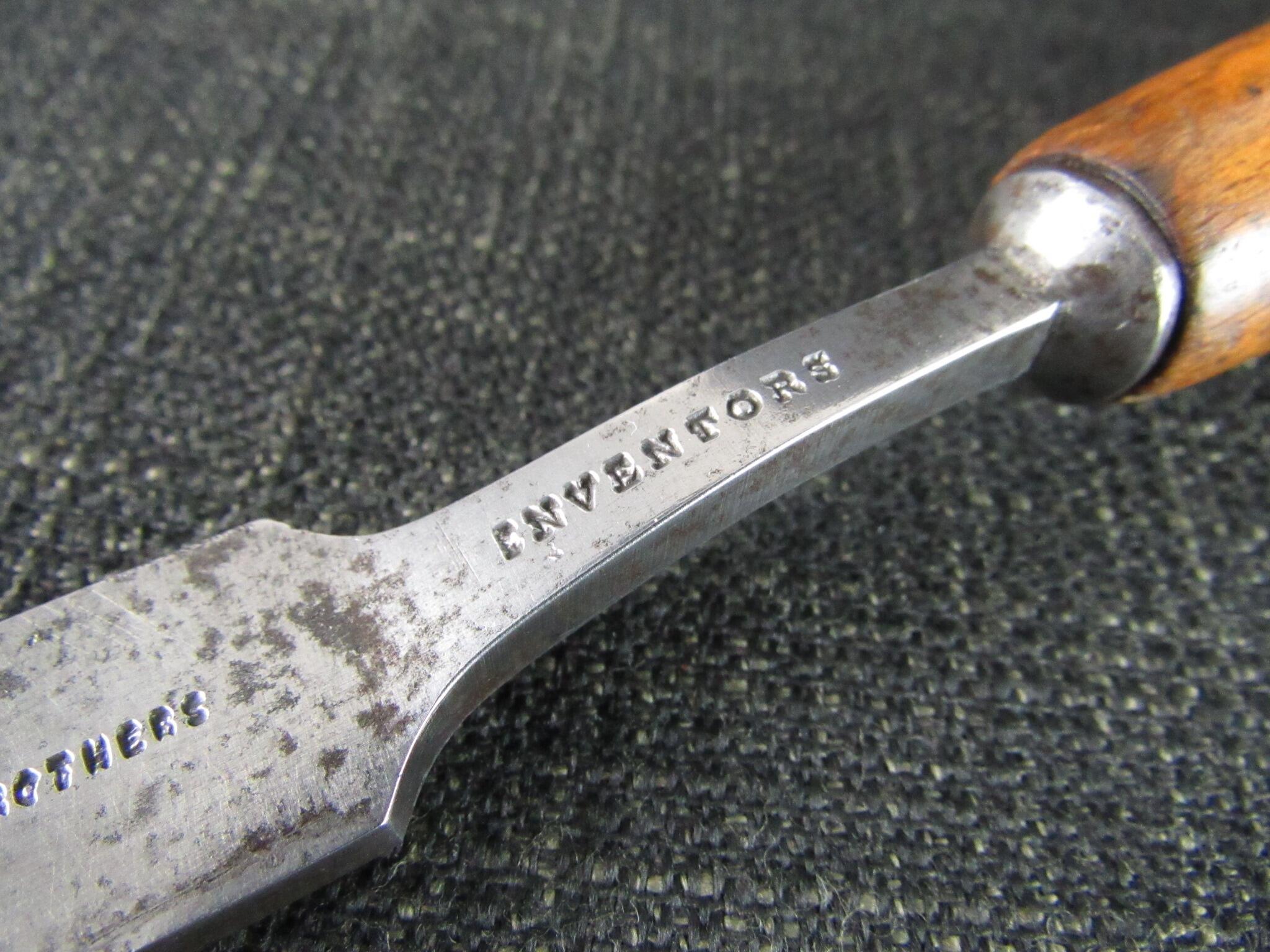 MOULSON BROTHERS Cranked Paring Chisel - 3/4 inch +