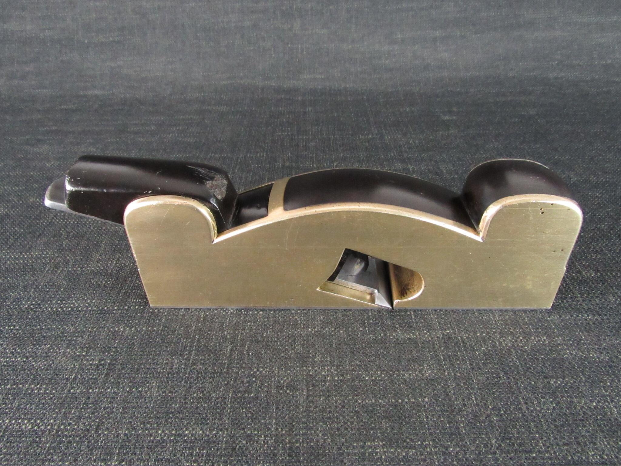 Brass or Gunmetal Shoulder Plane with Ebony Infill - GRIFFITHS Iron