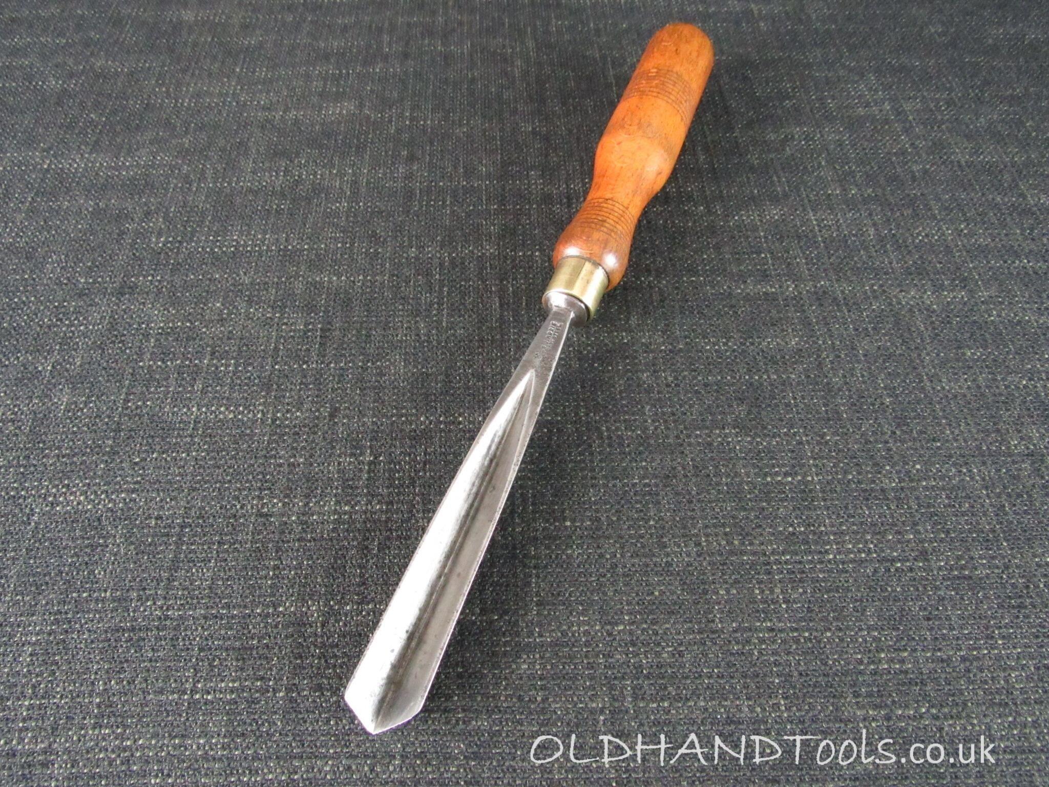 SJ ADDIS 5/8 inch No 45 V Carving Tool