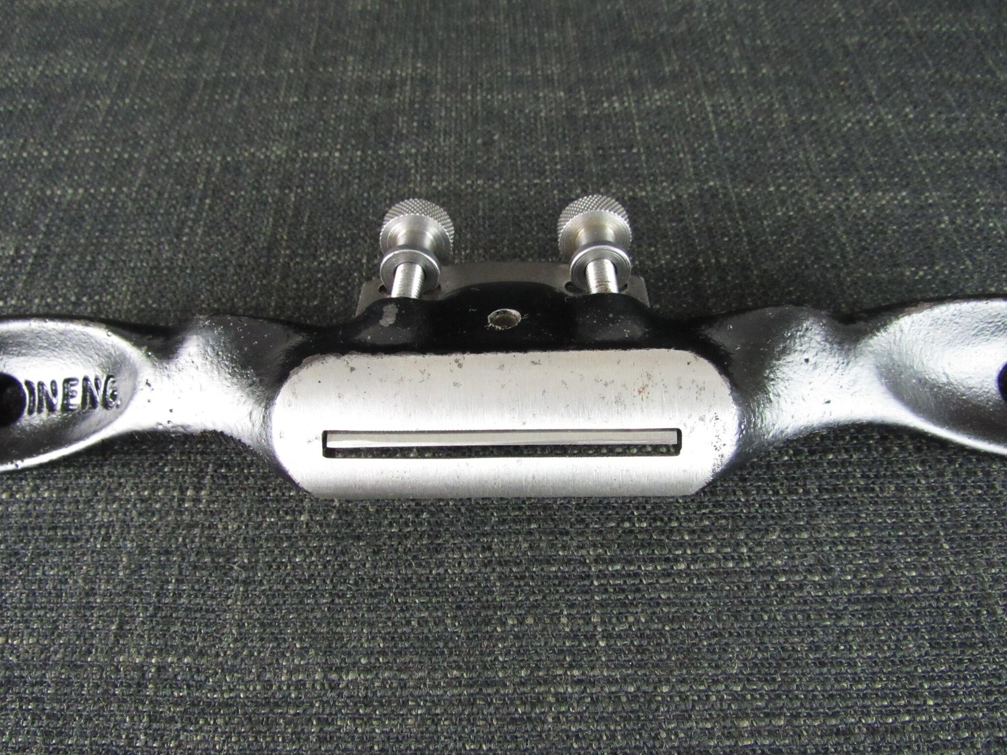 STANLEY Adjustable Spokeshave - Round Faced