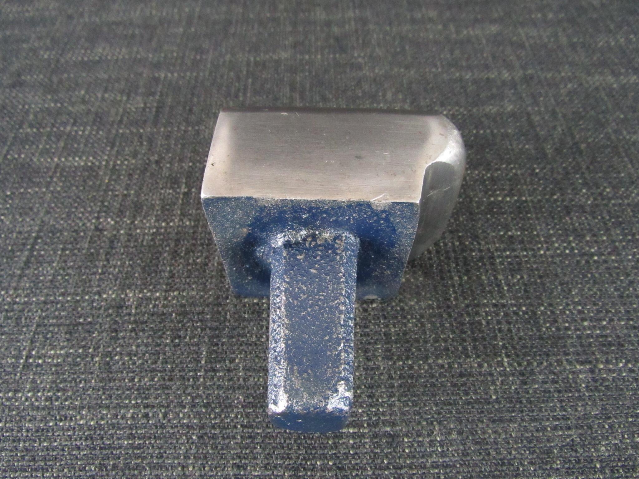 WHITEHOUSE Stake Horse Head Anvil - Saddle