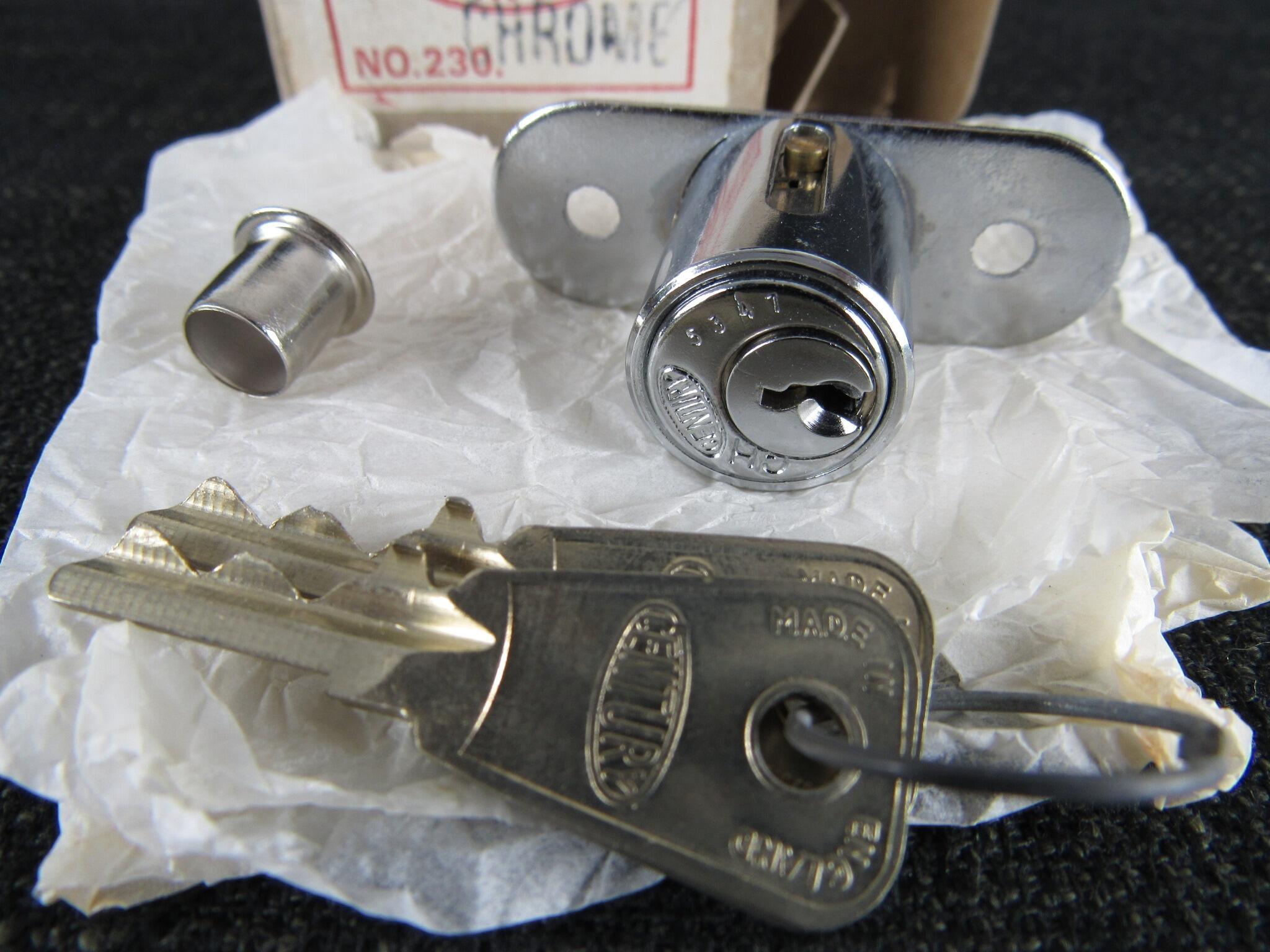 CENTURY 230 Push Lock - New Old Stock